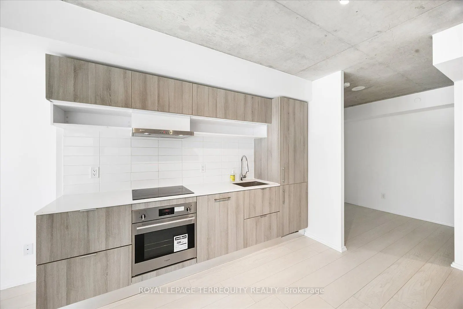 5 Soudan Avenue #703