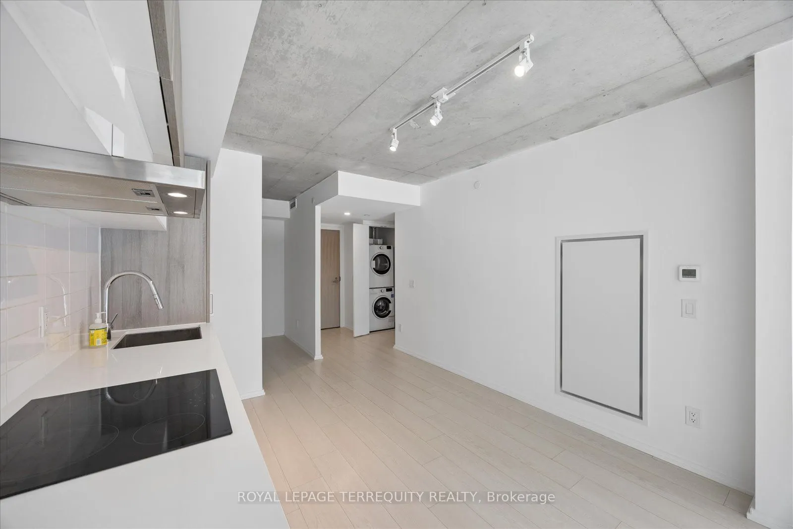 5 Soudan Avenue #703