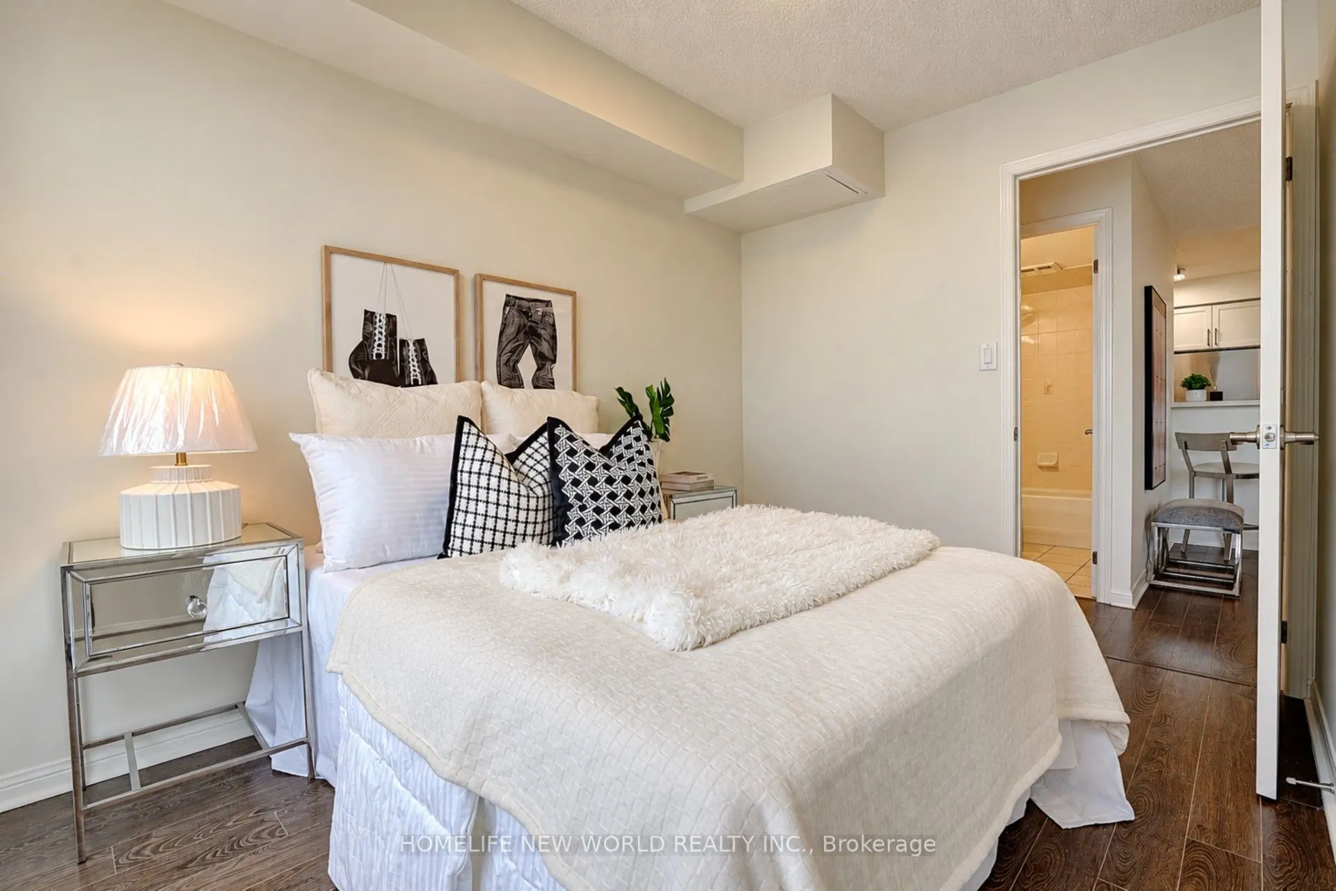 23 Lorraine Drive #1908