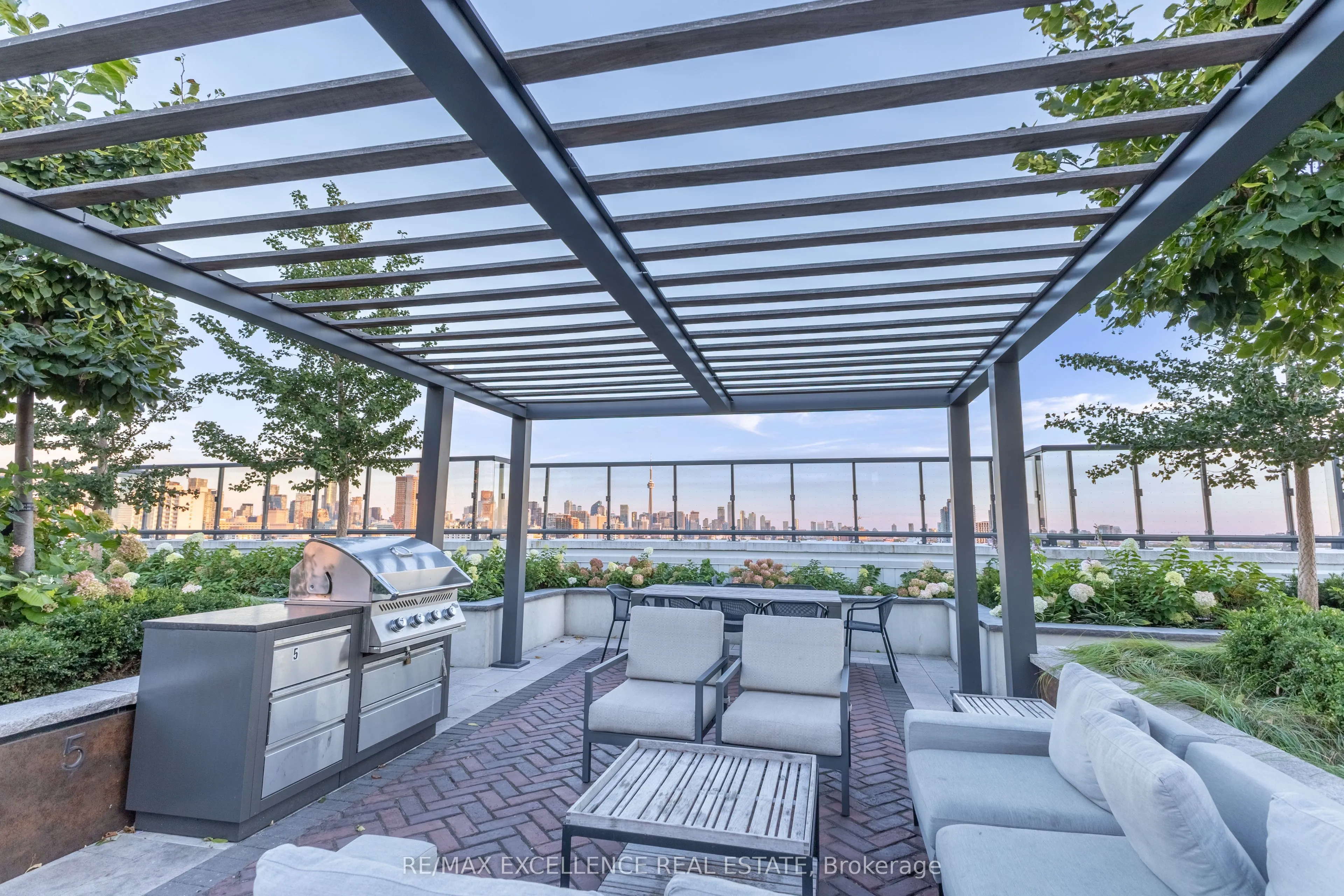 280 Howland Avenue #330