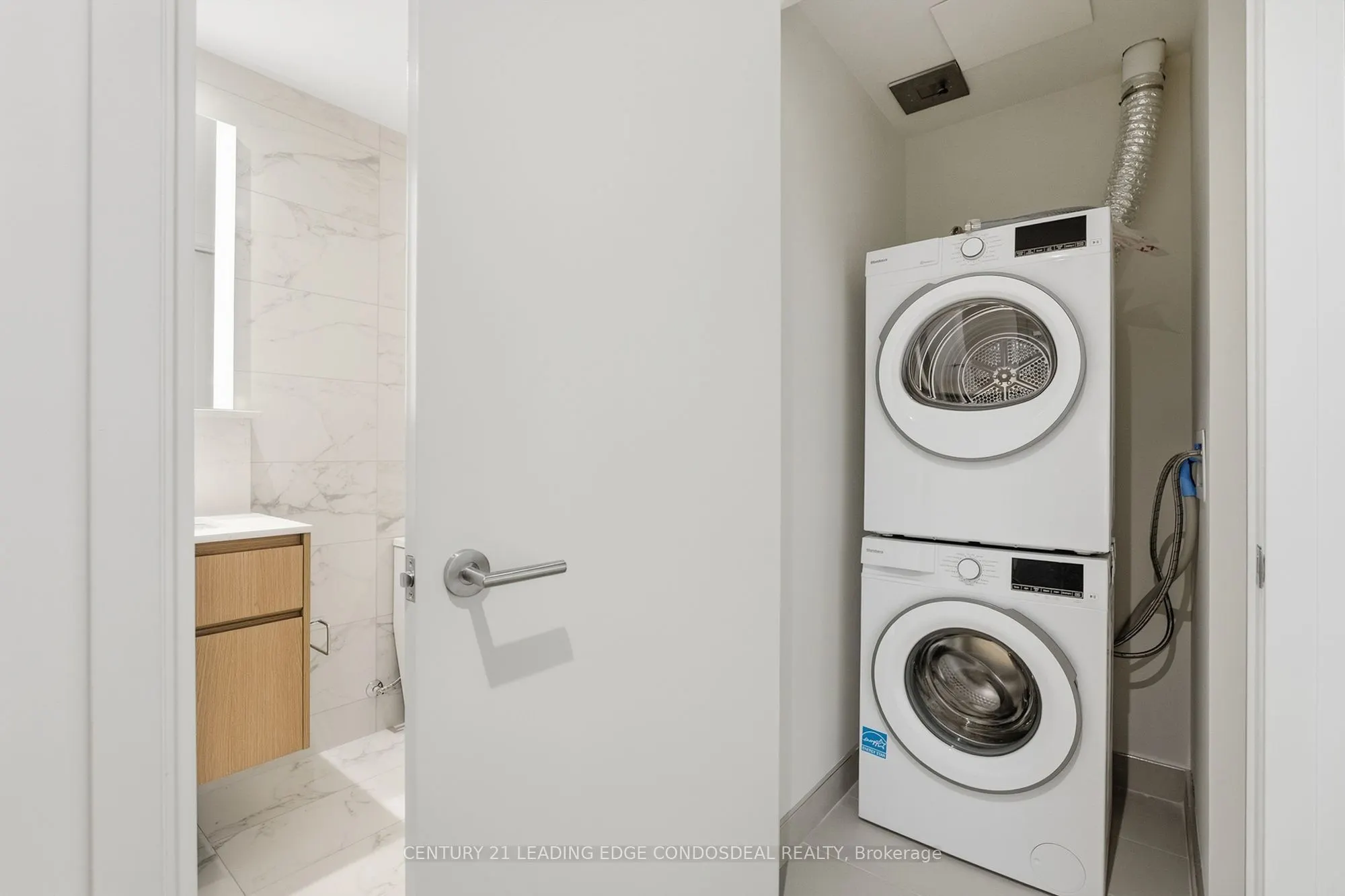 322 Dupont Street #207