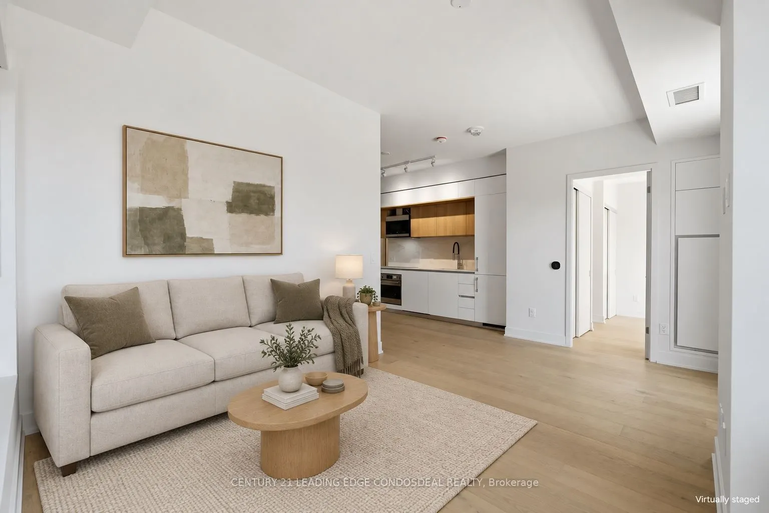 322 Dupont Street #207