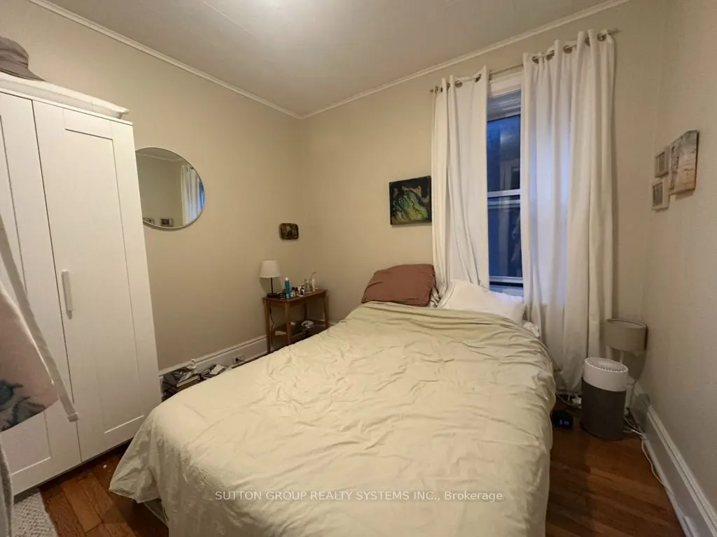 237 Dovercourt Road #D