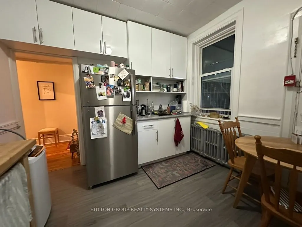 237 Dovercourt Road #D
