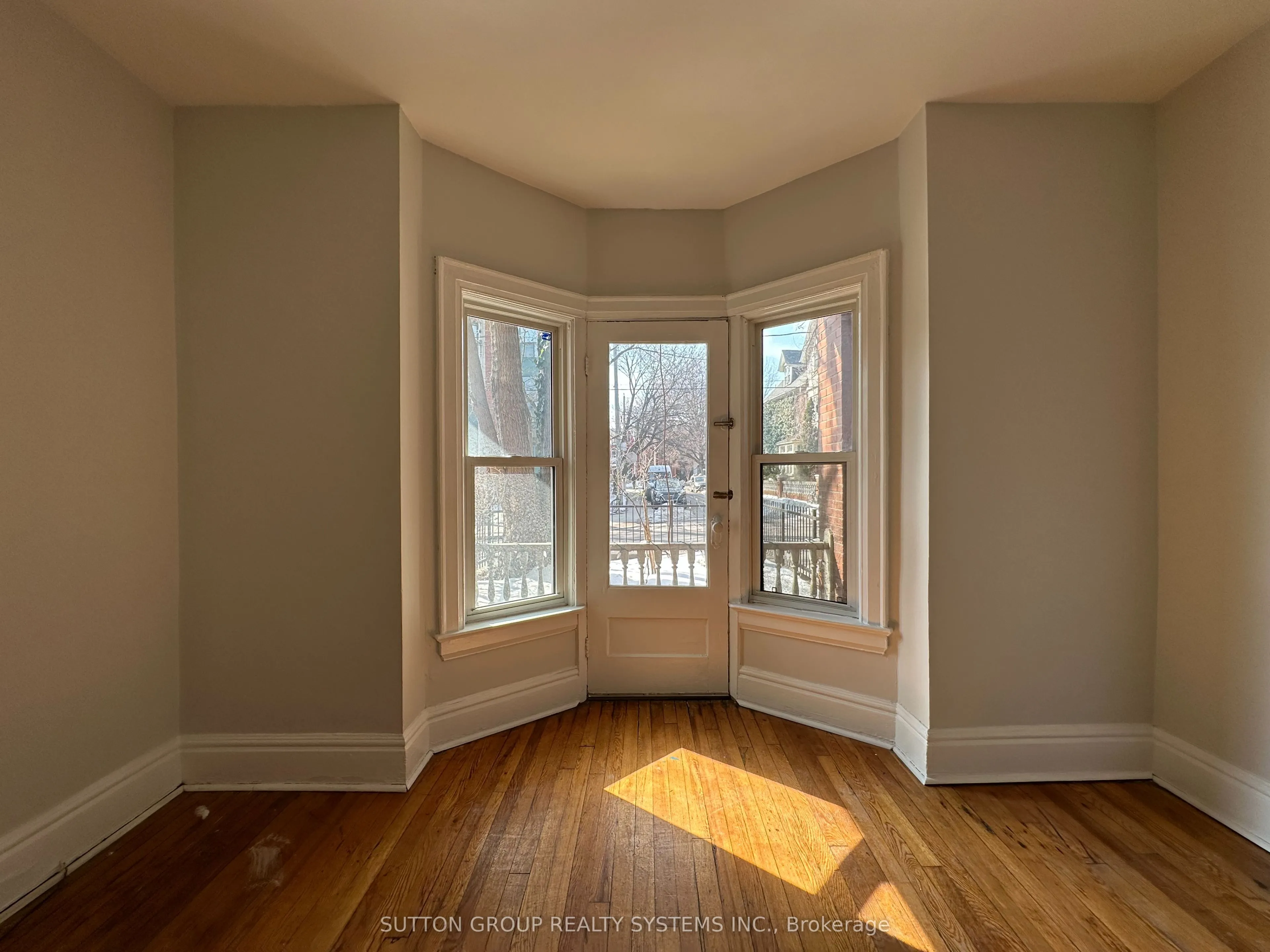 237 Dovercourt Road #D