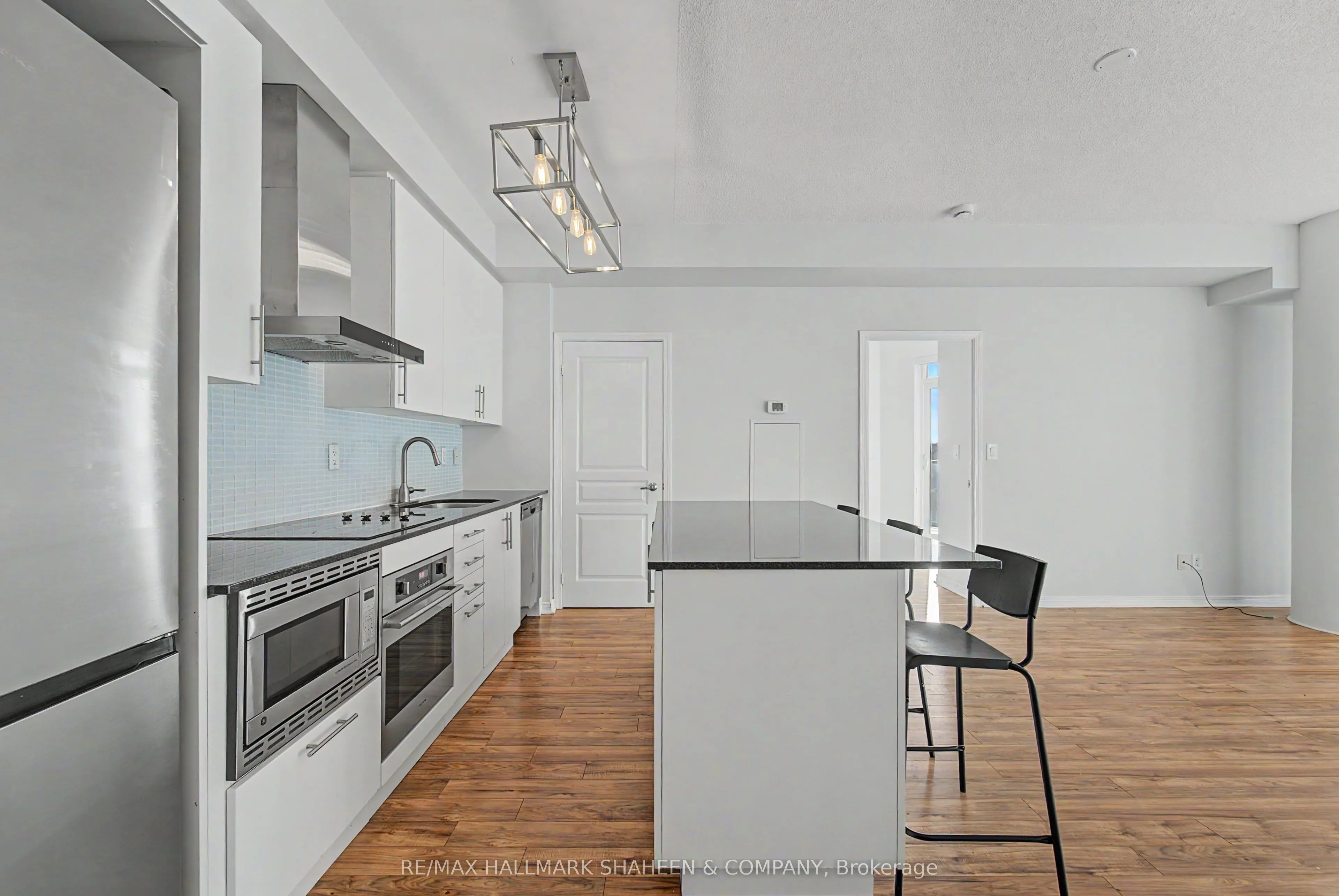 352 Front Street W #1815