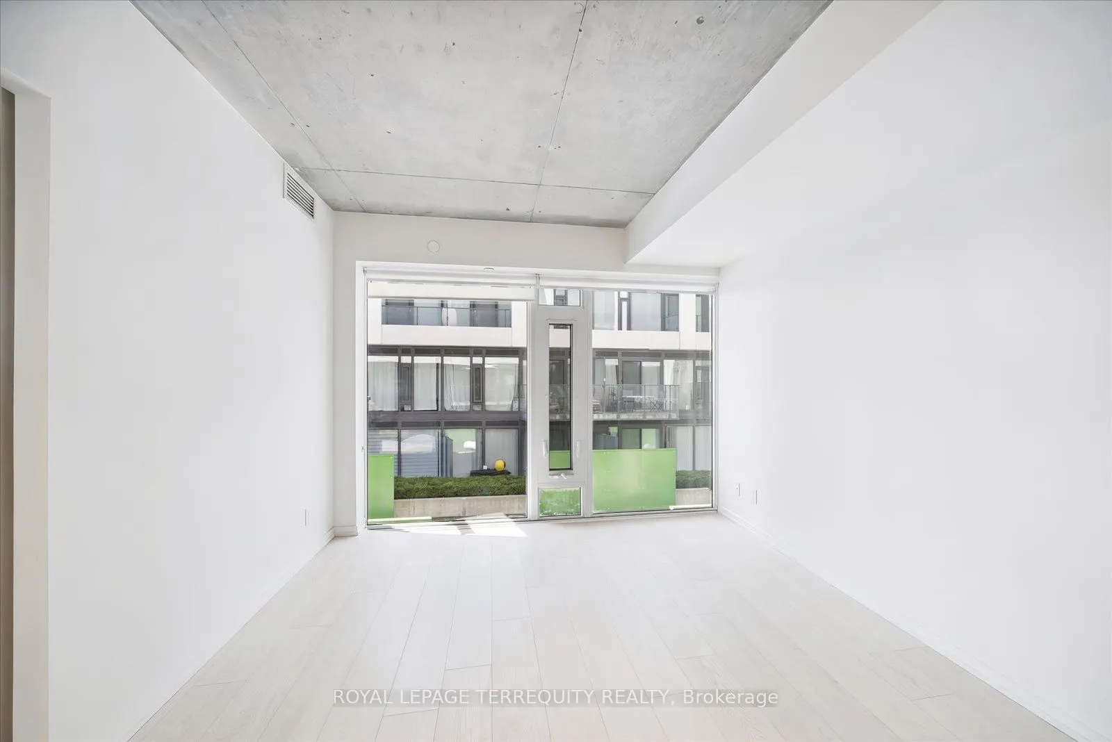 5 Soudan Avenue #703