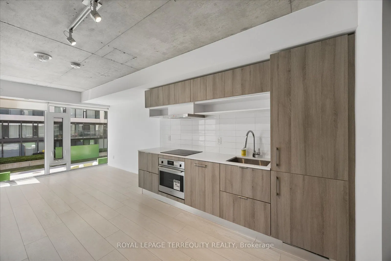 5 Soudan Avenue #703