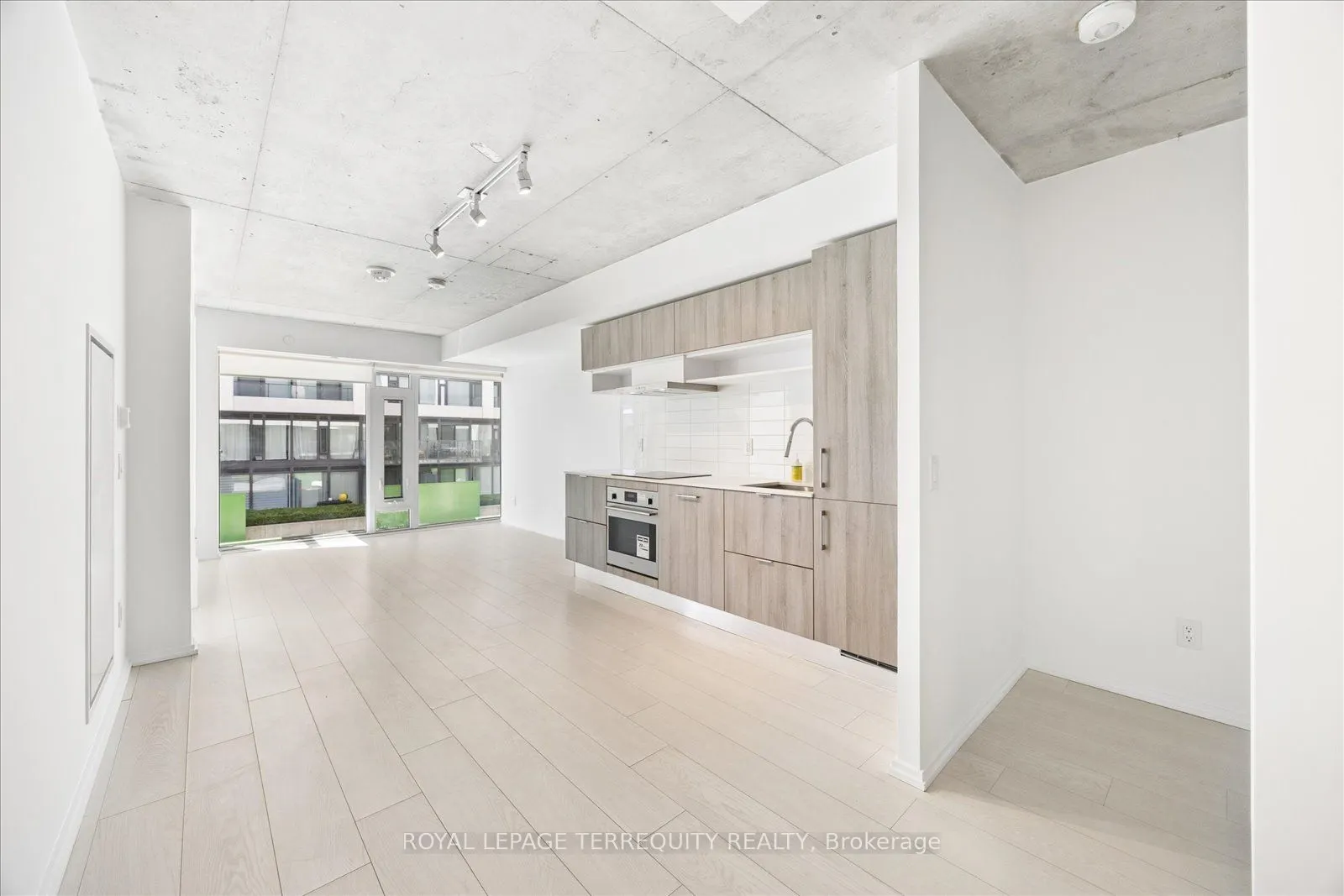 5 Soudan Avenue #703