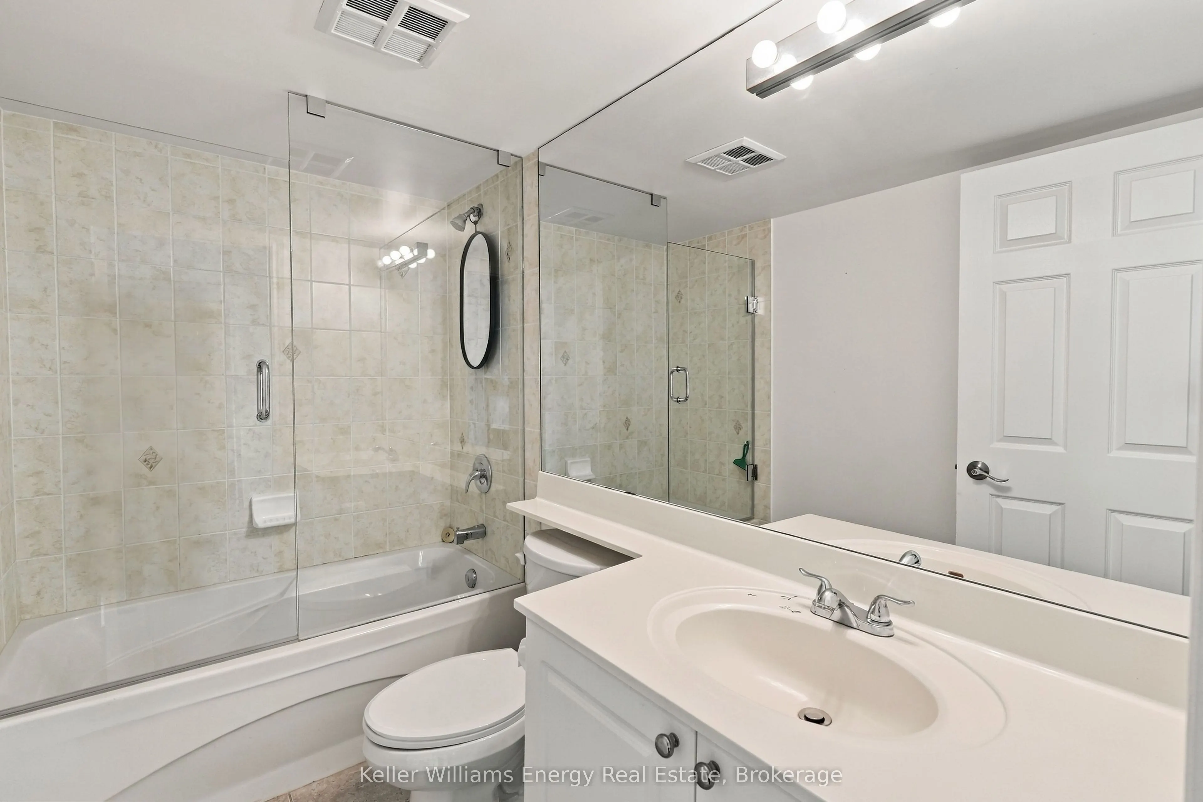 16 Dallimore Circle #402