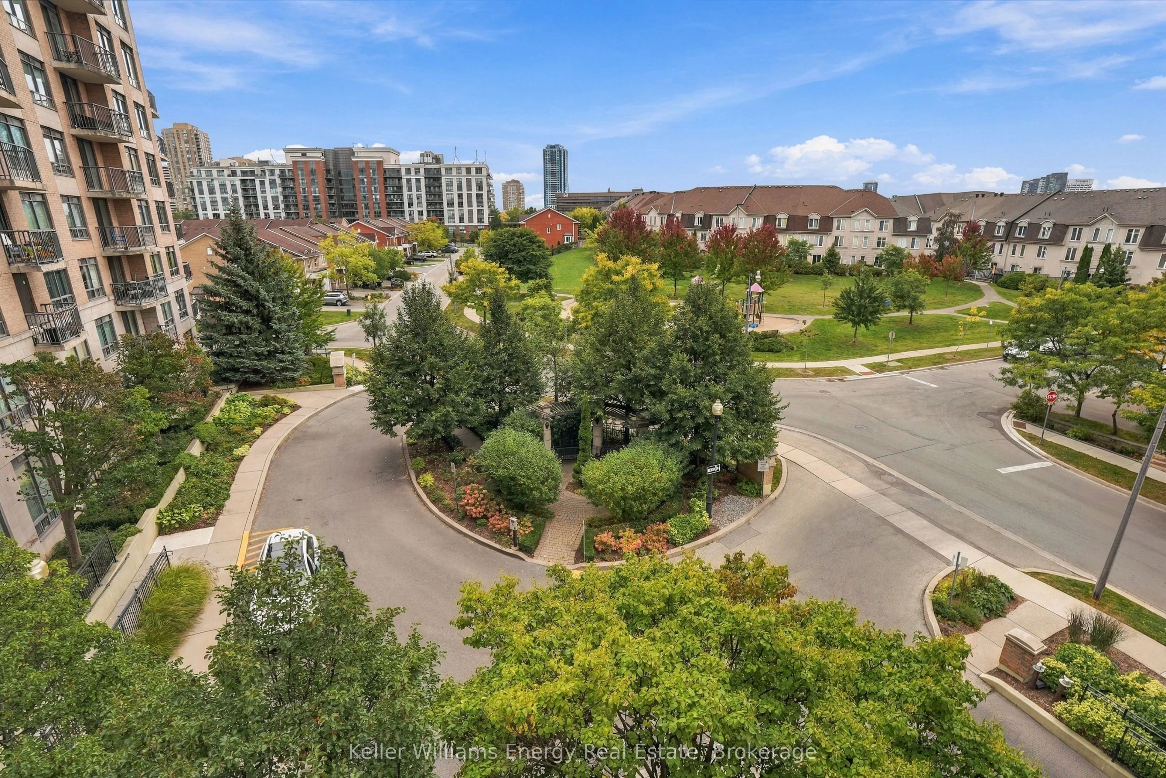 16 Dallimore Circle #402