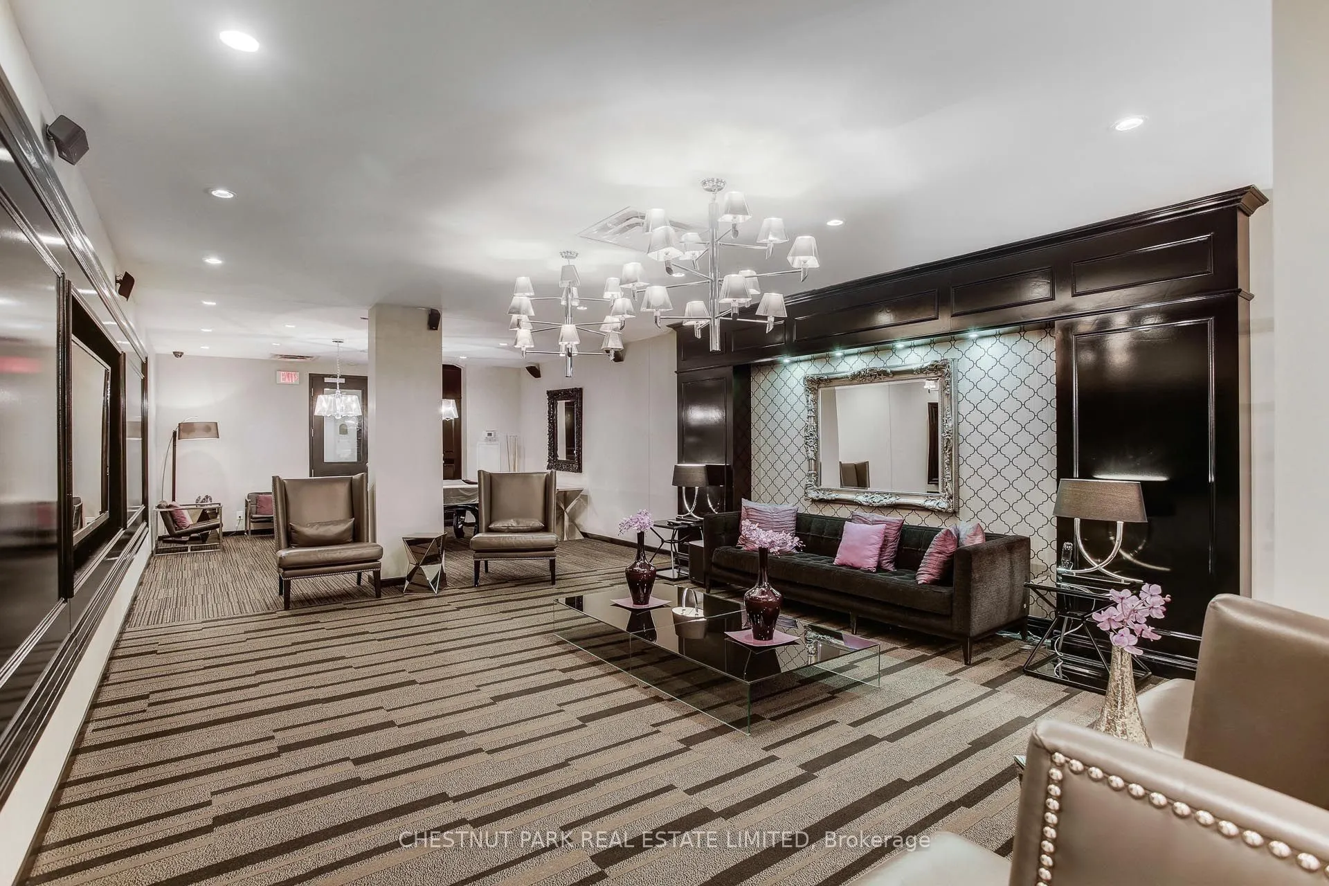 510 King Street E #330