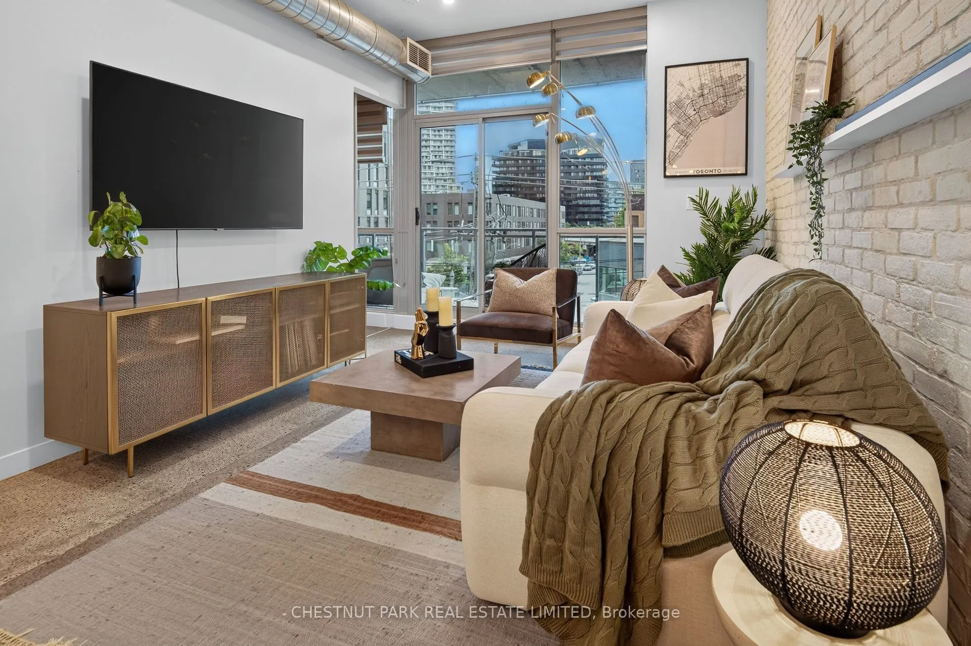 510 King Street E #330