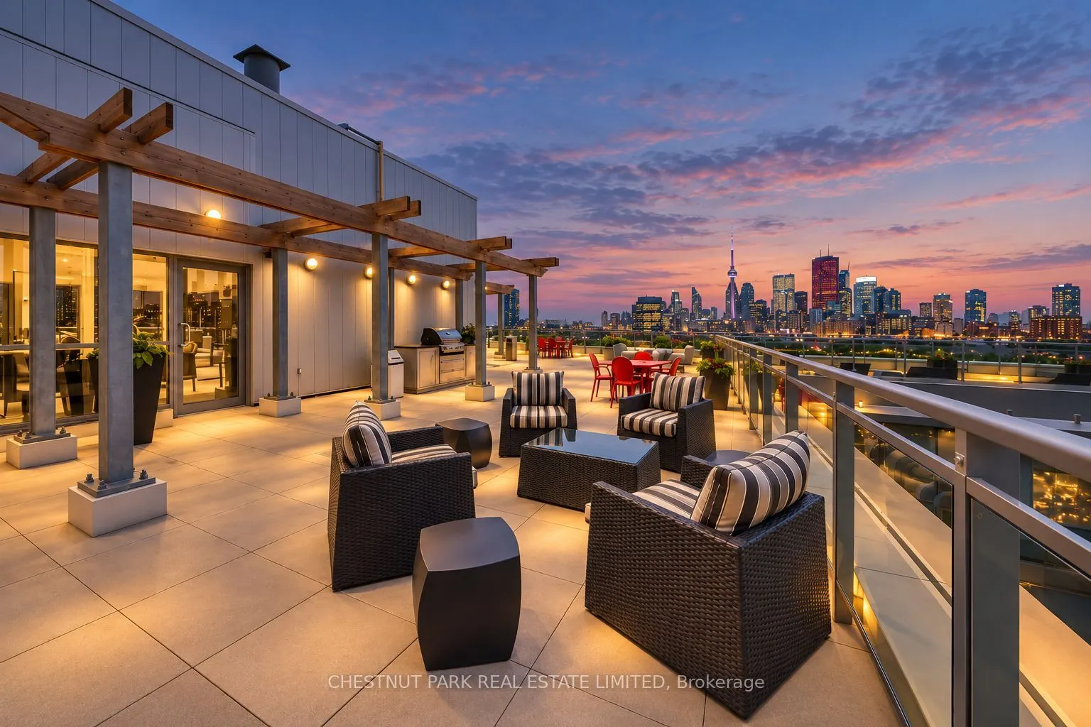 510 King Street E #330