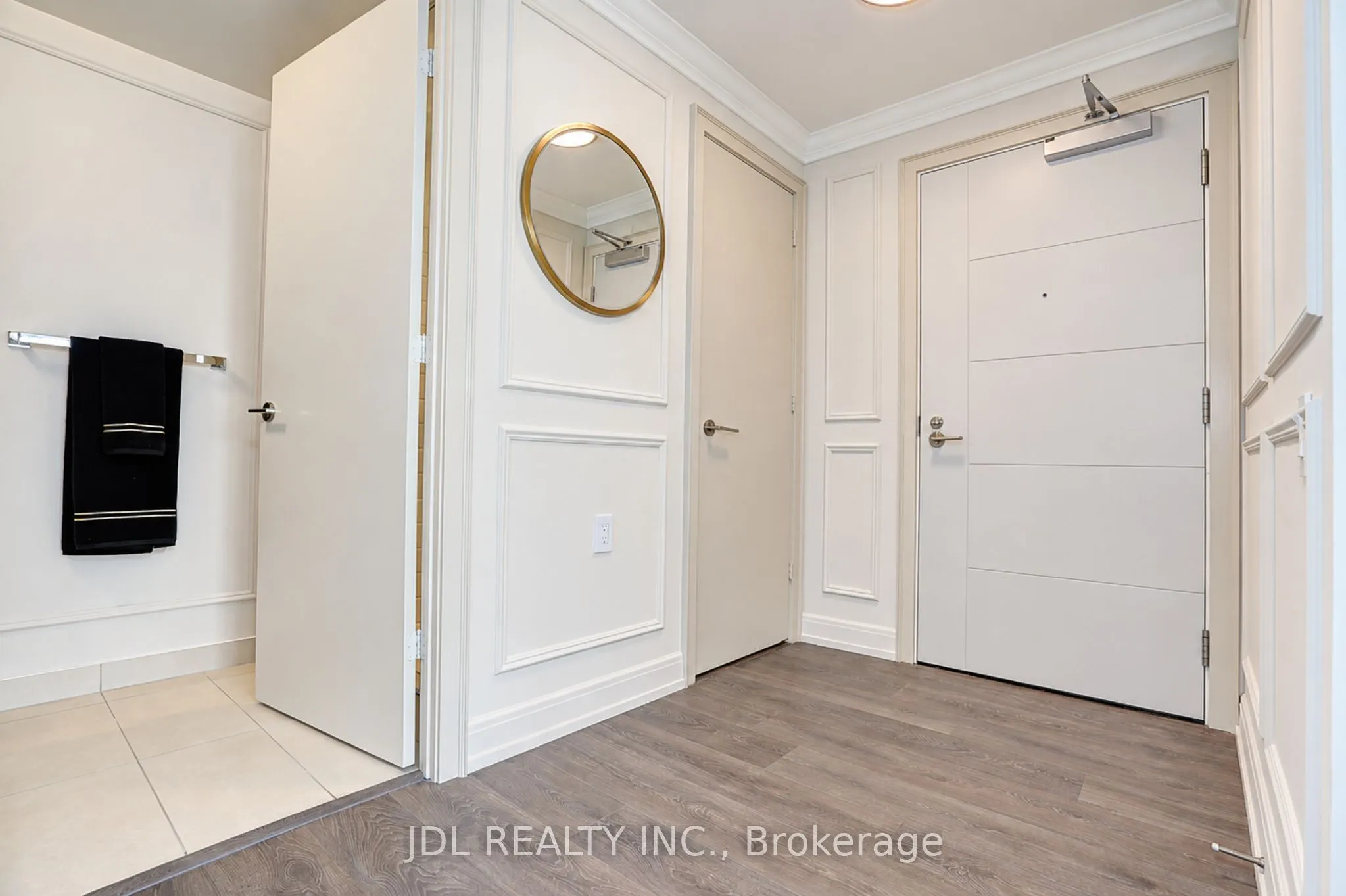 203 College Street #2904