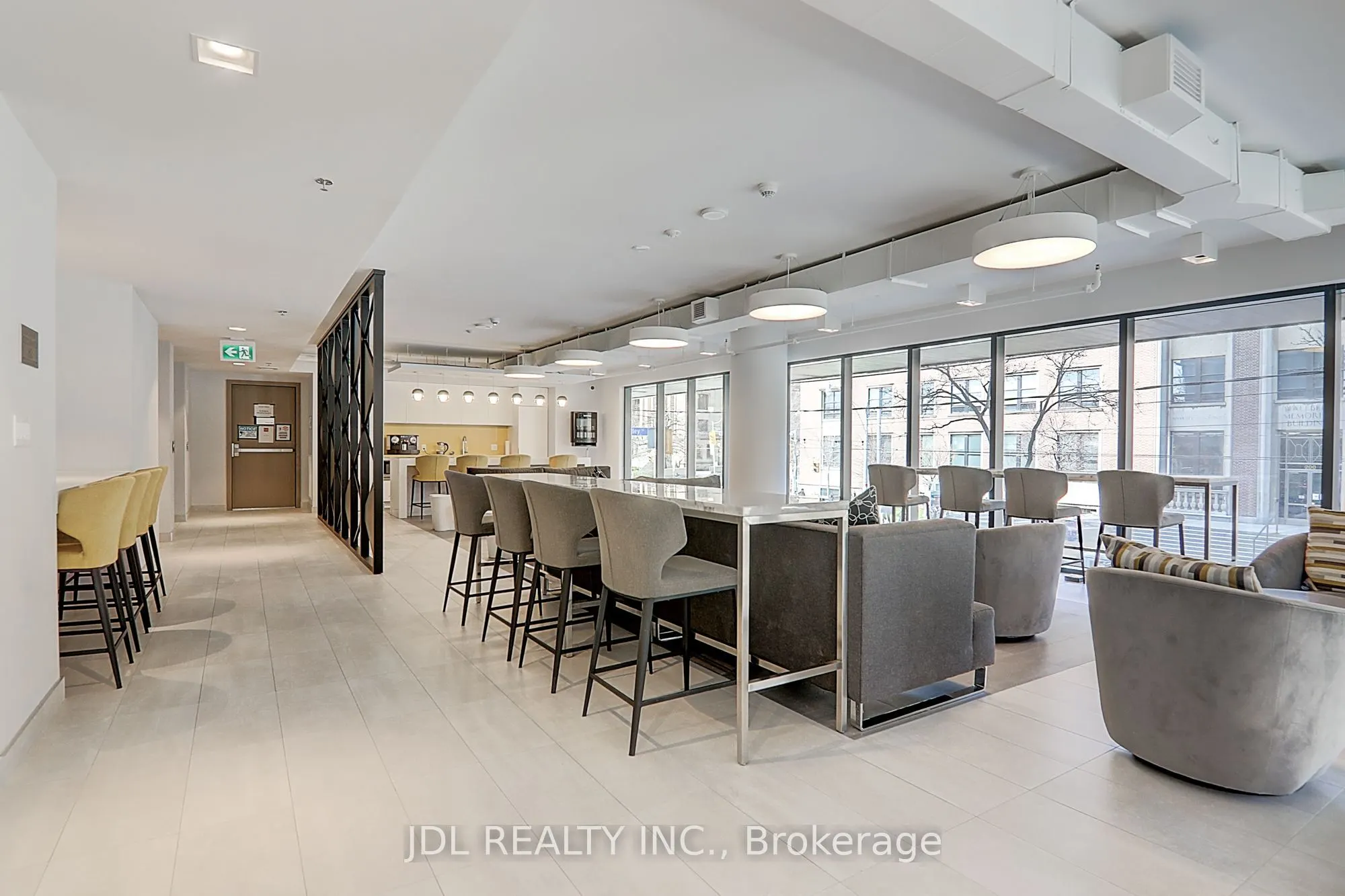 203 College Street #2904