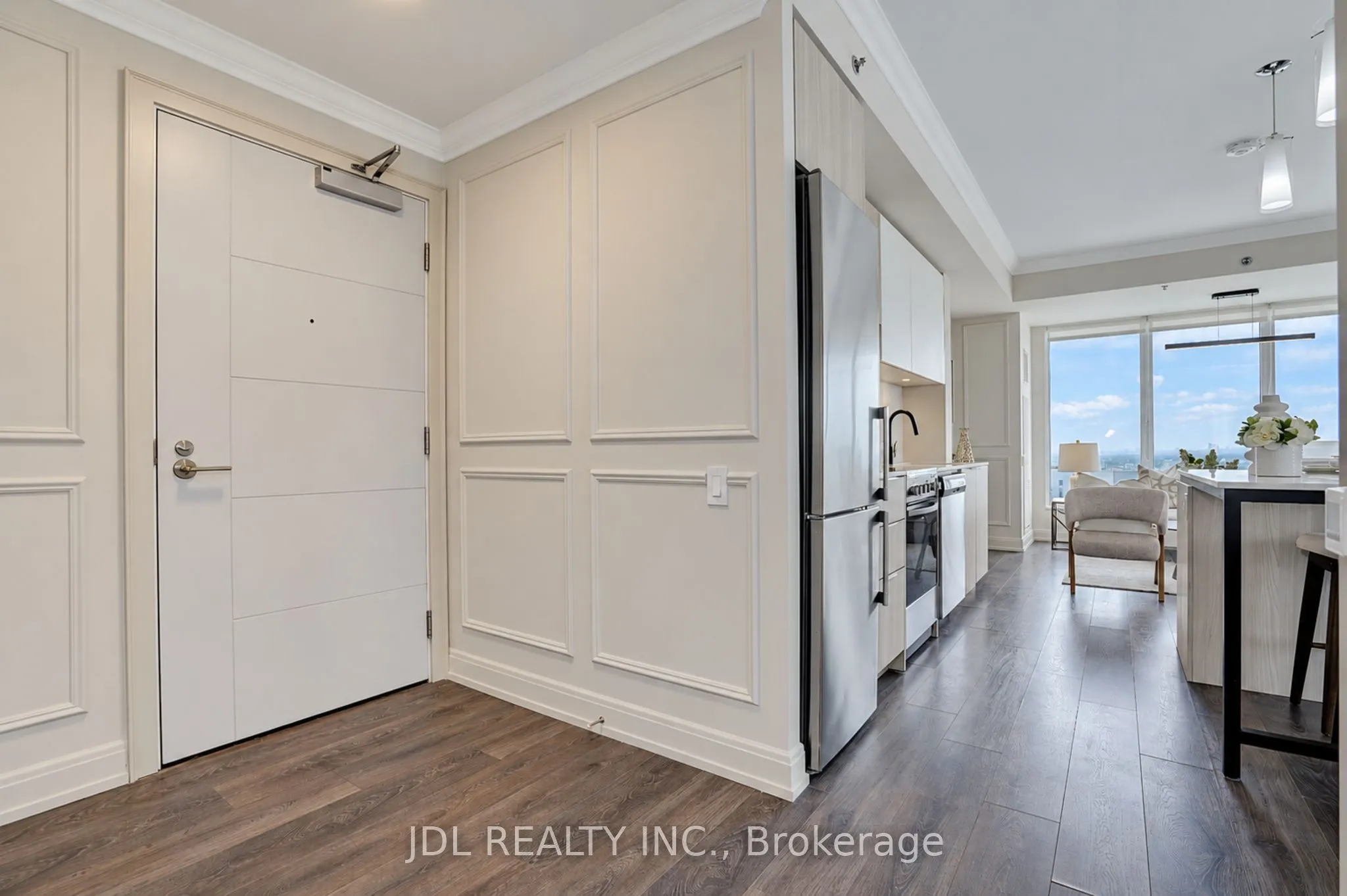 203 College Street #2904