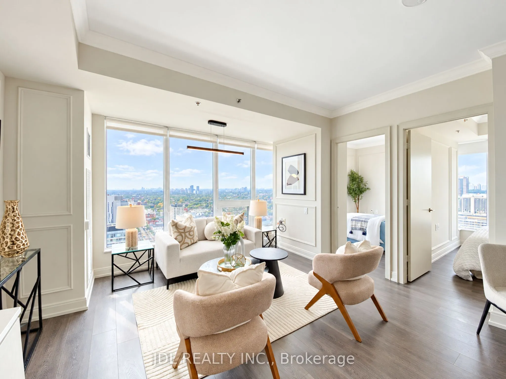 203 College Street #2904