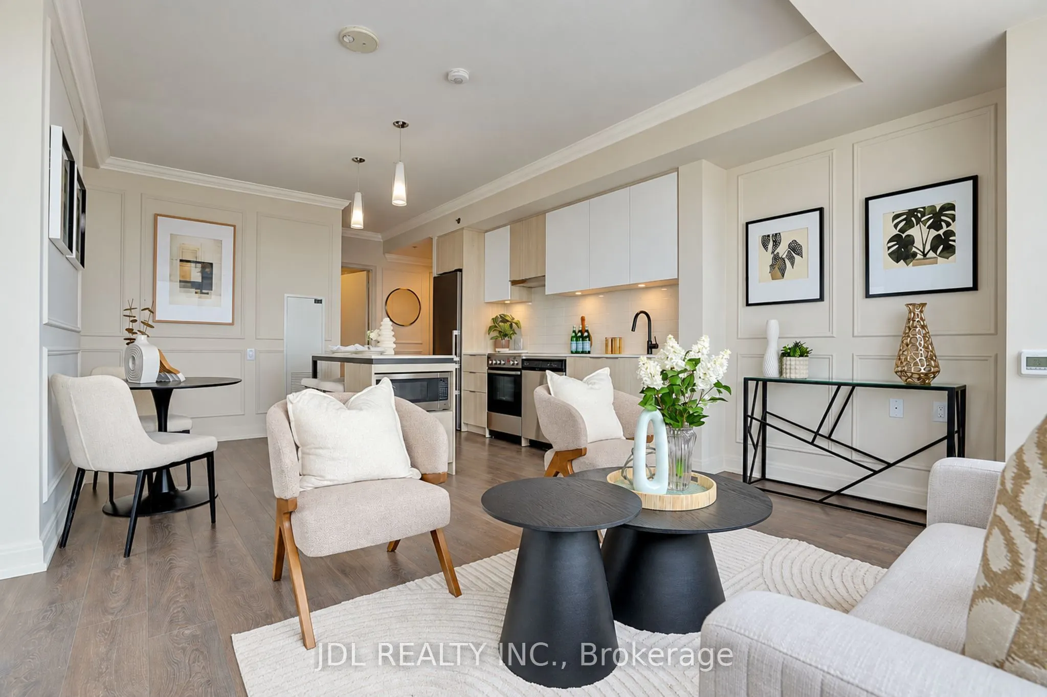 203 College Street #2904