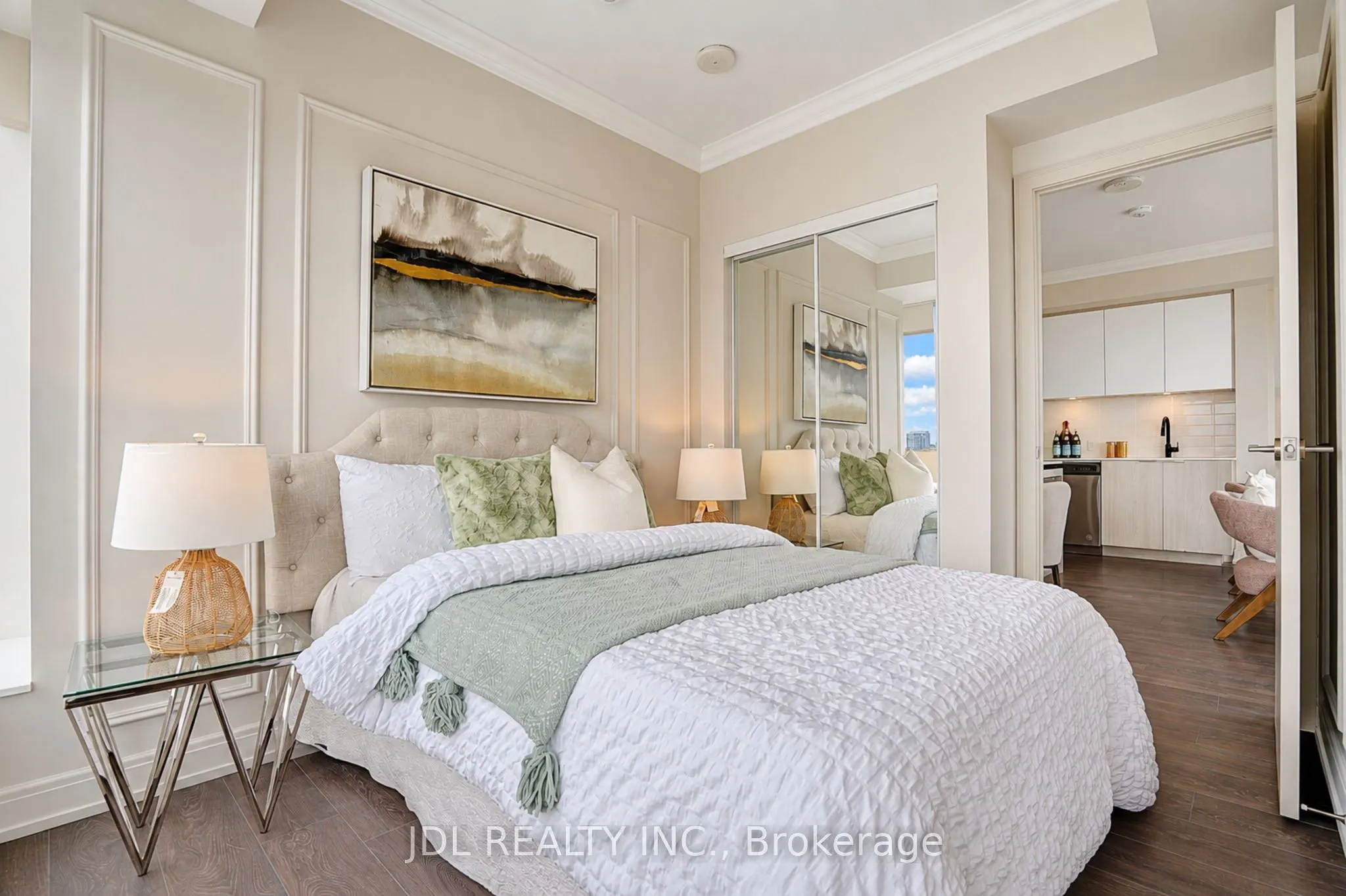 203 College Street #2904