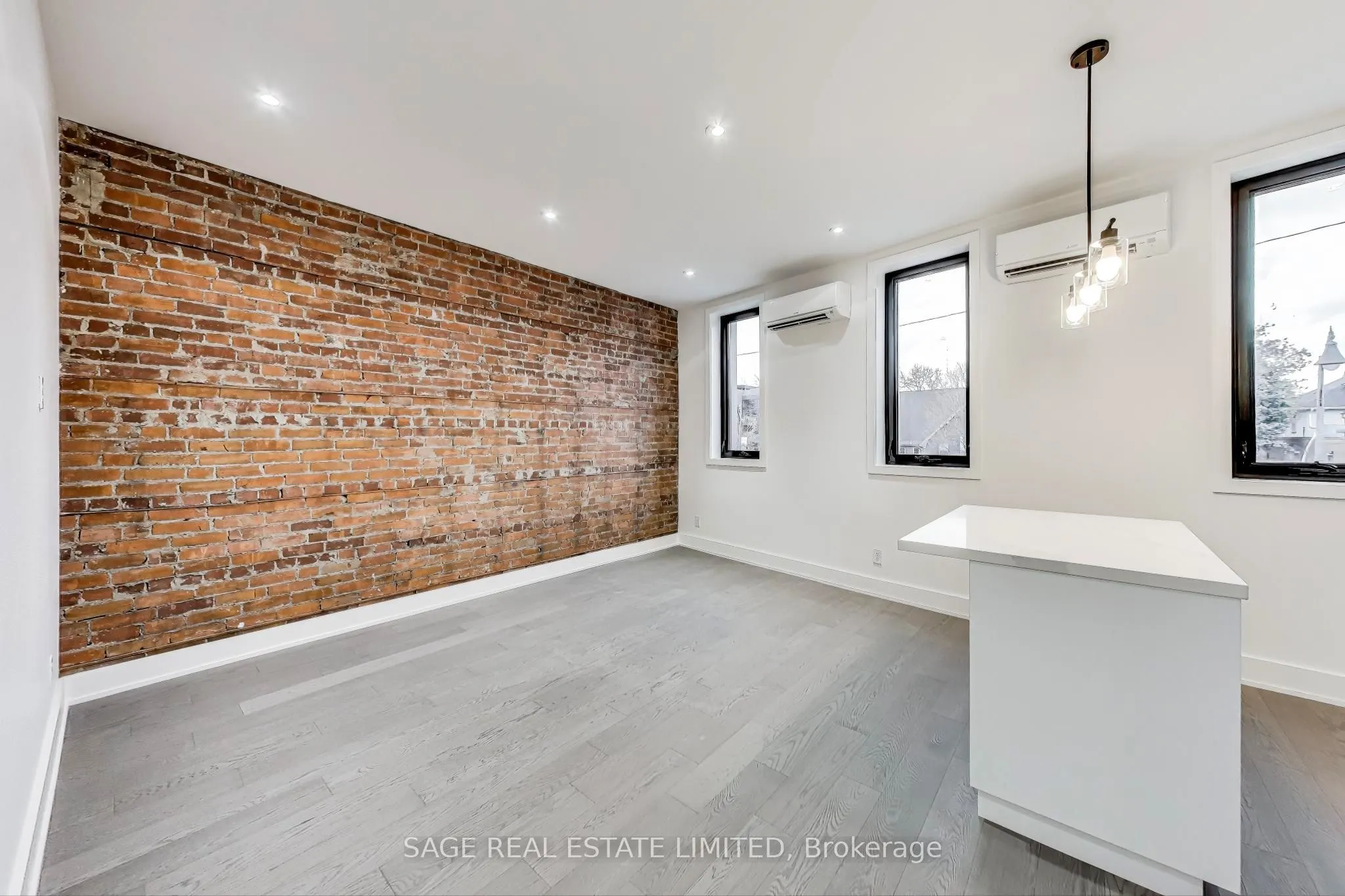 2551 Yonge Street #Upper