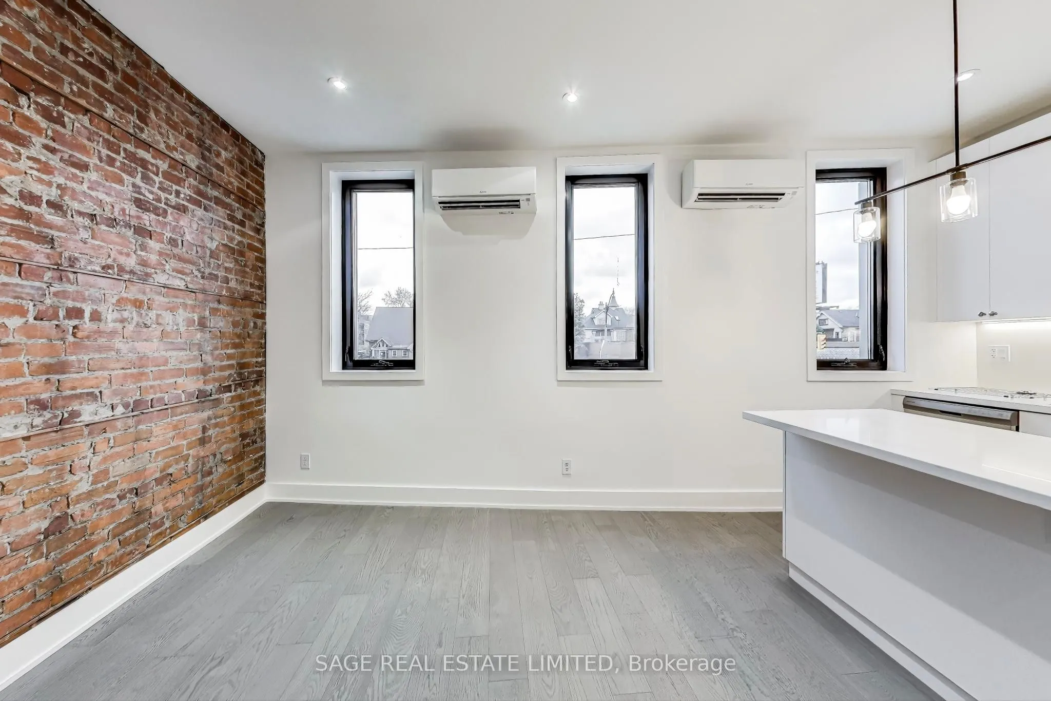 2551 Yonge Street #Upper