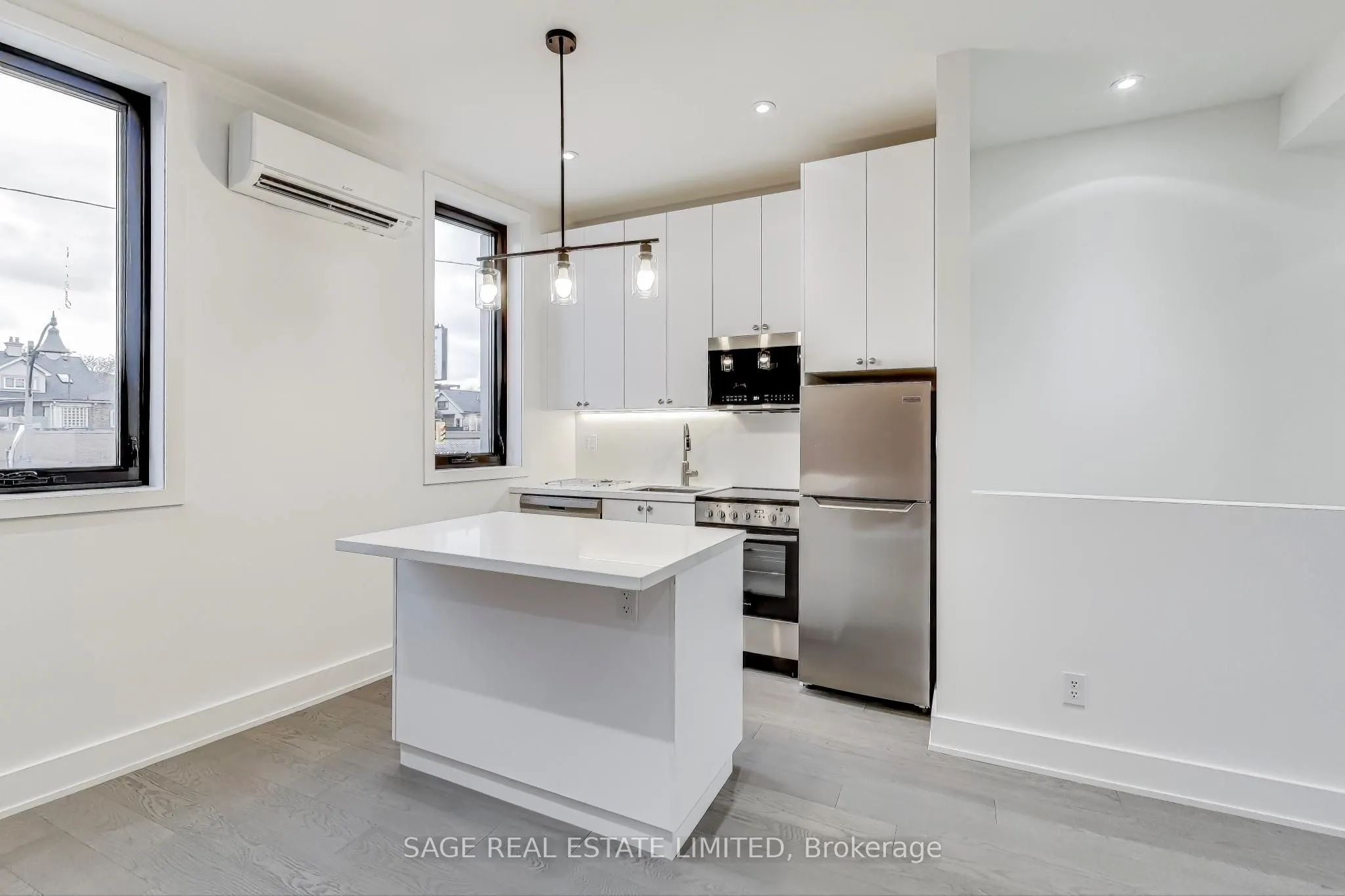 2551 Yonge Street #Upper