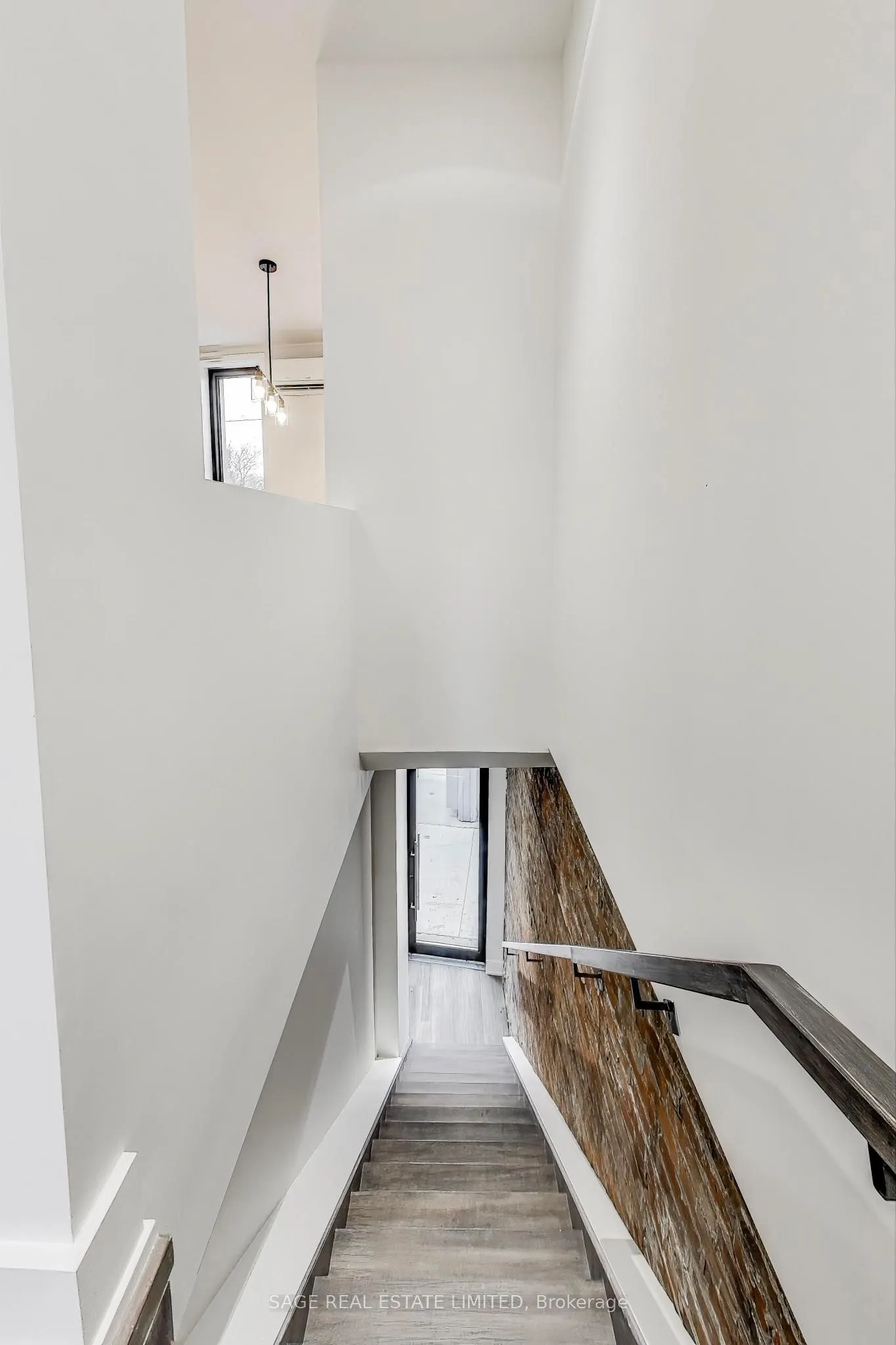 2551 Yonge Street #Upper