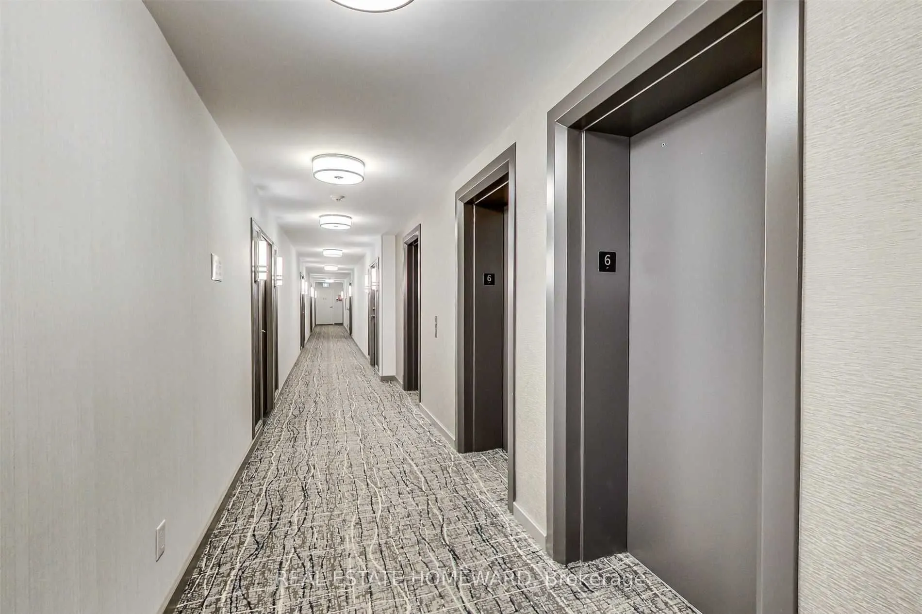 15 Maitland Place #208
