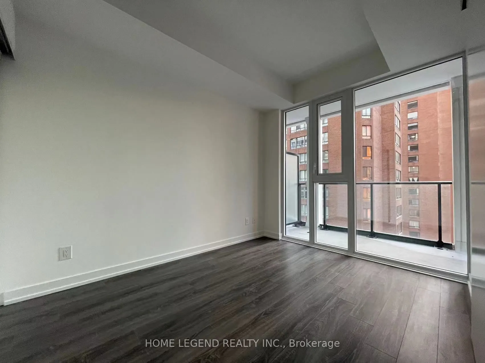 20 Edward Street #715