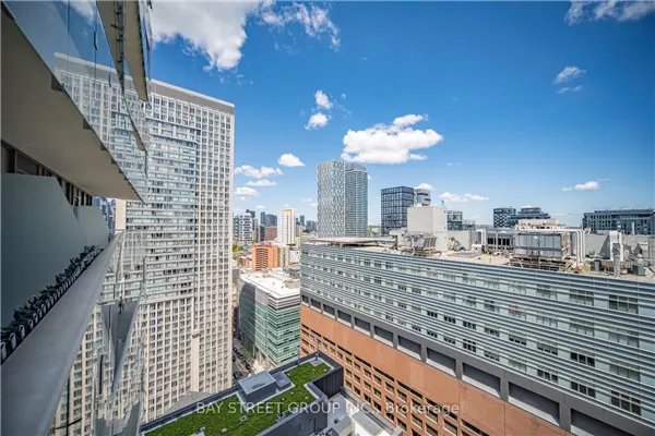 197 Yonge Street #2204