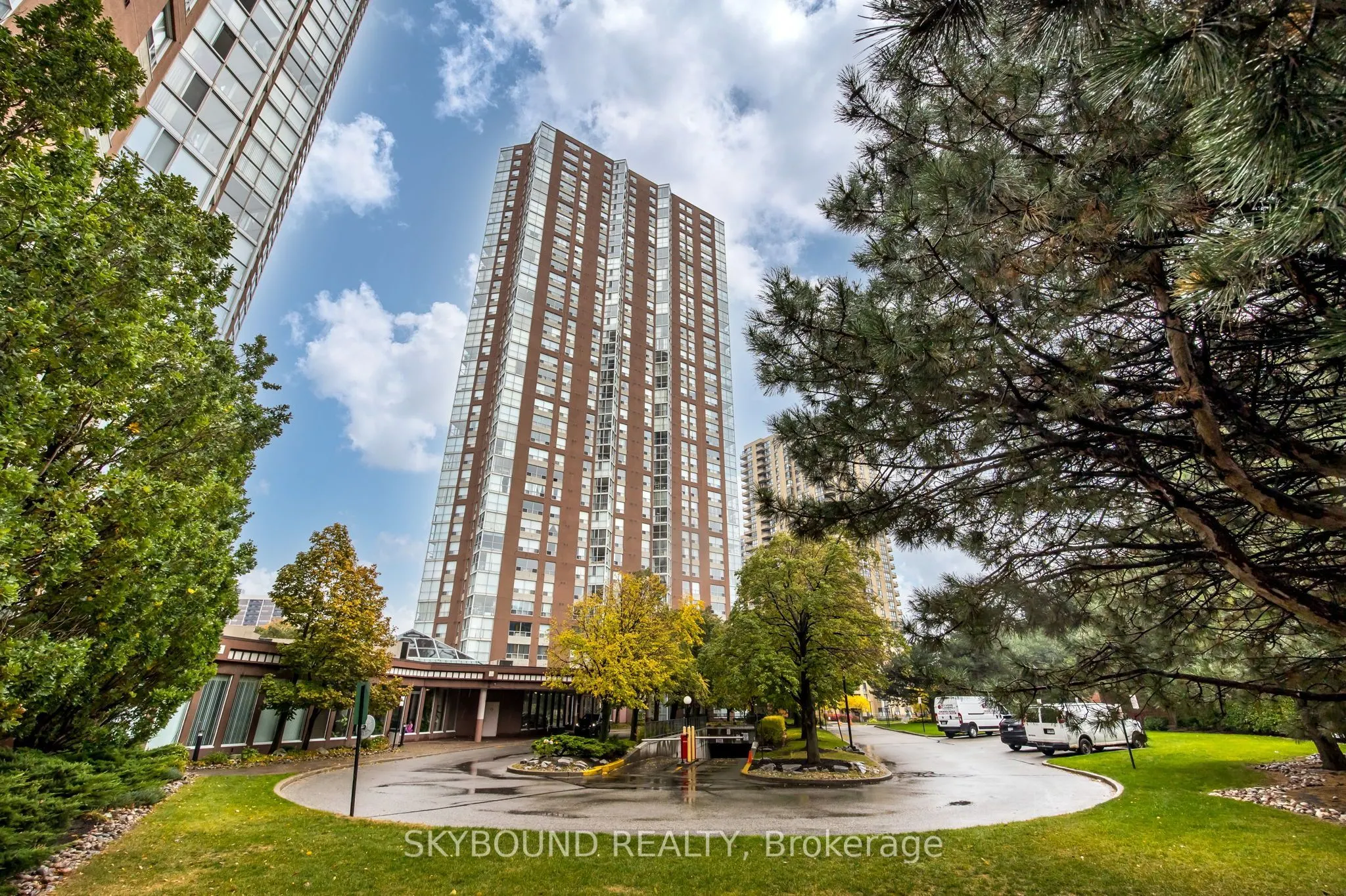 5 Concorde Place #2706