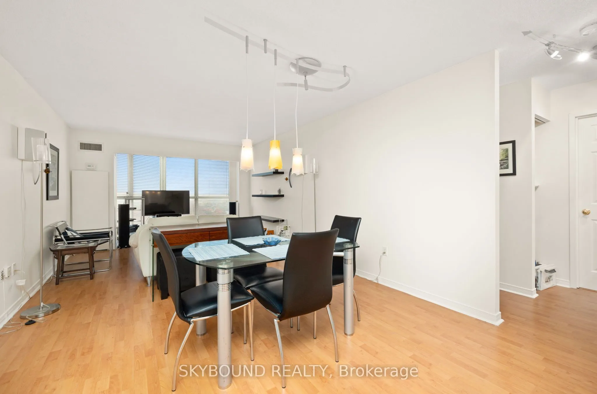 5 Concorde Place #2706