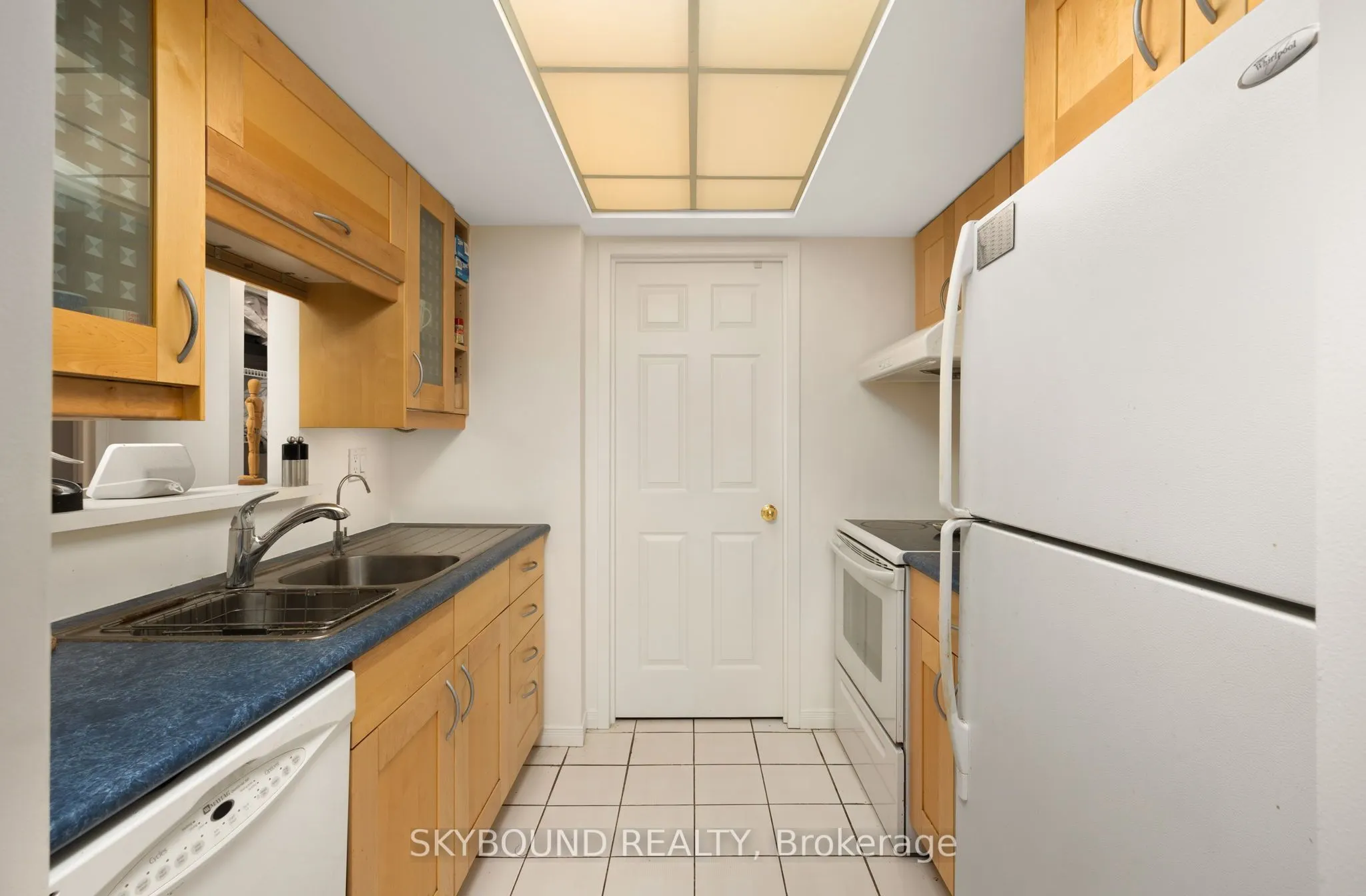 5 Concorde Place #2706