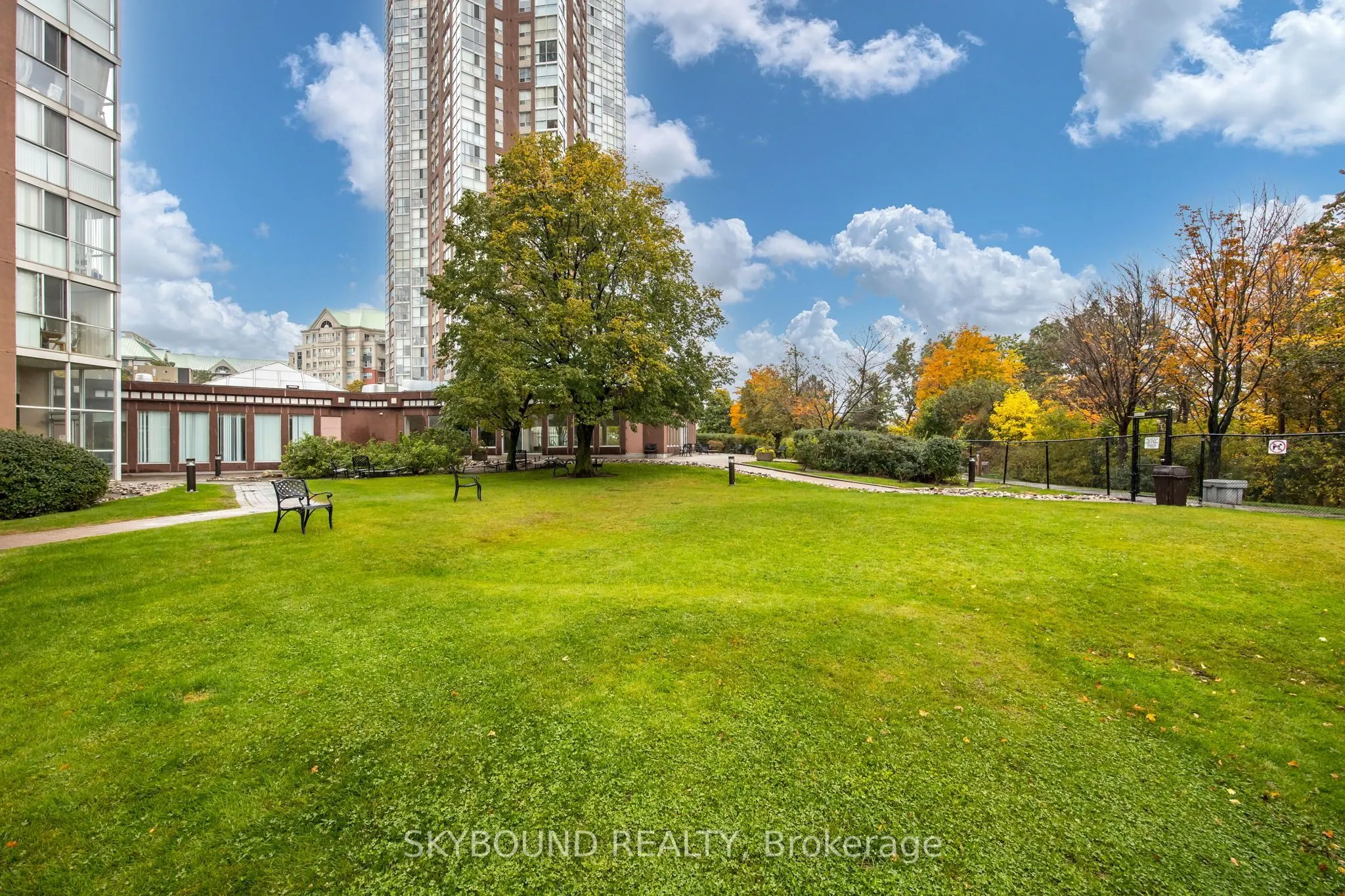 5 Concorde Place #2706