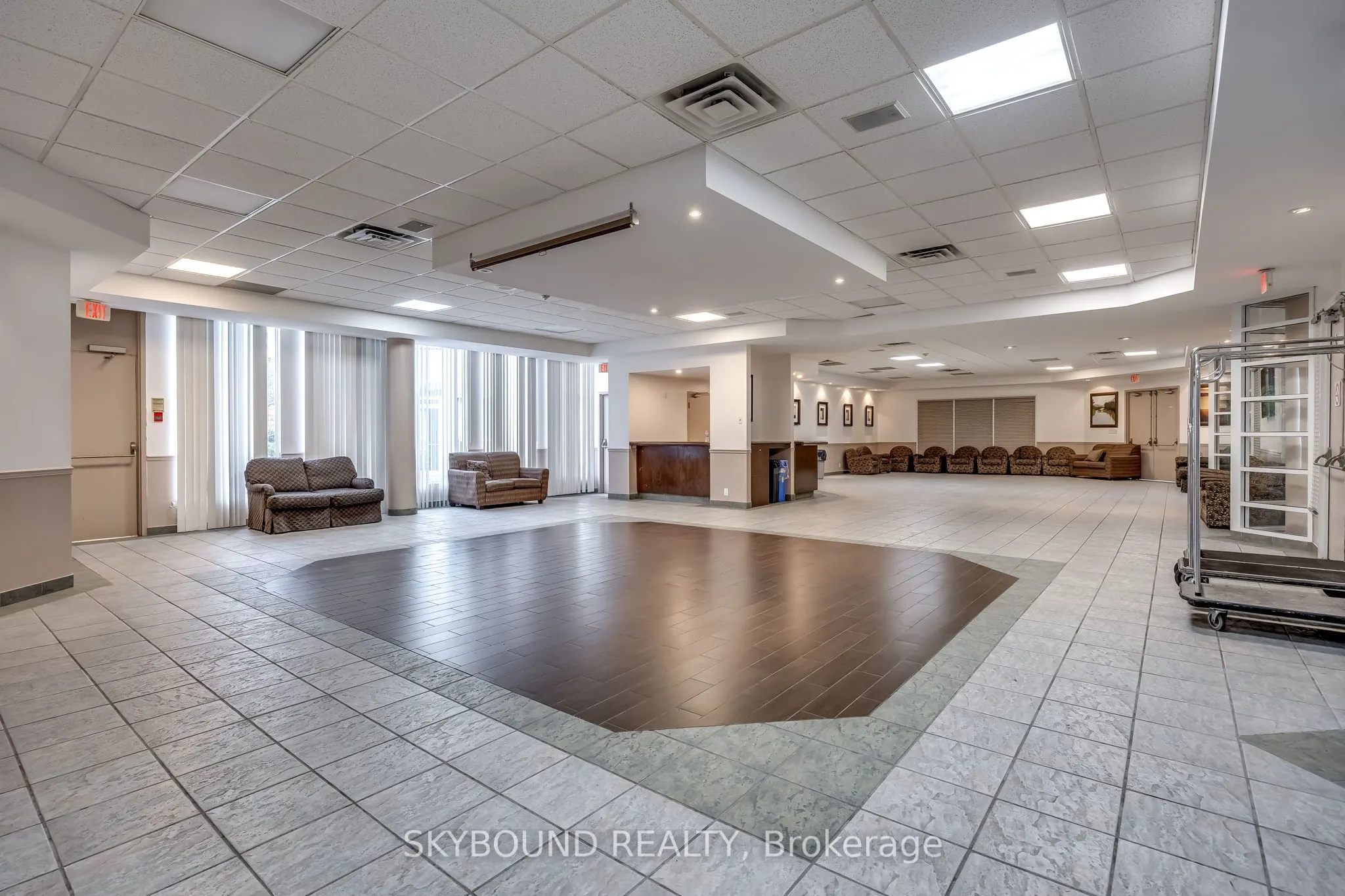 5 Concorde Place #2706
