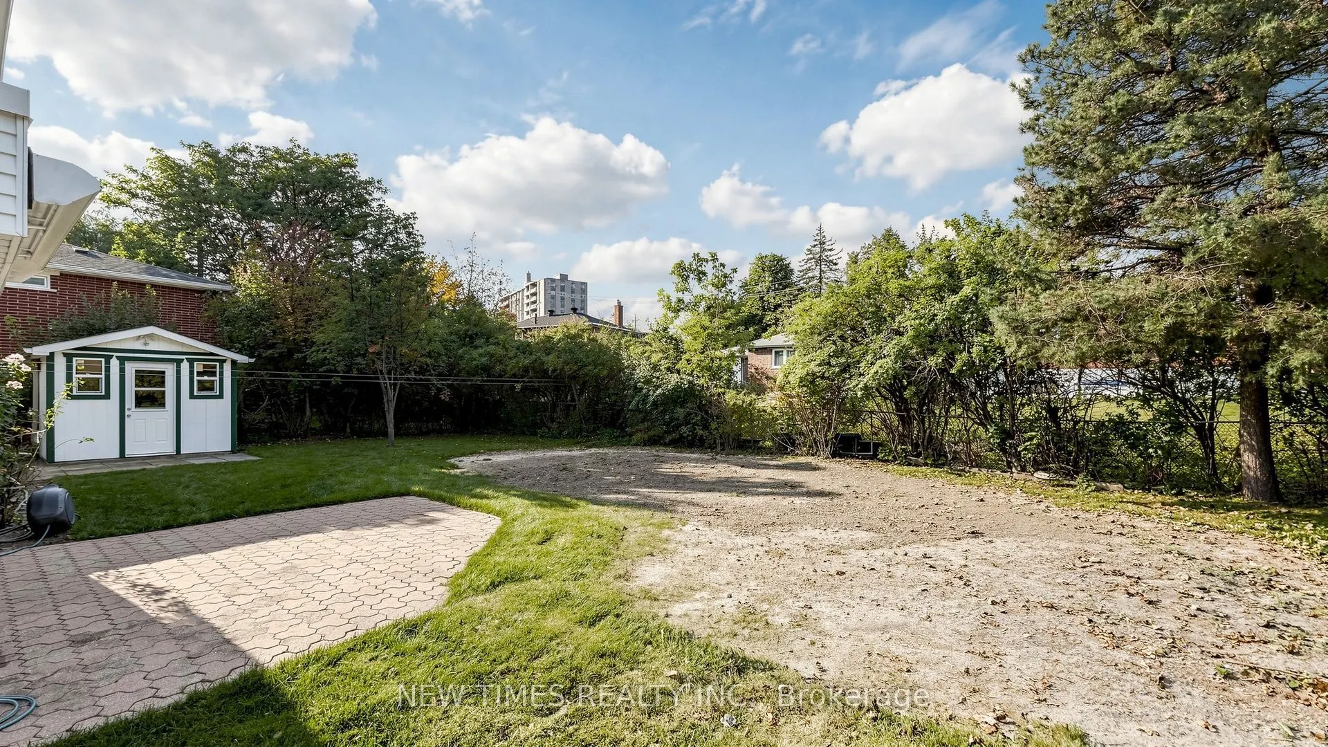 4 Ashstead Place