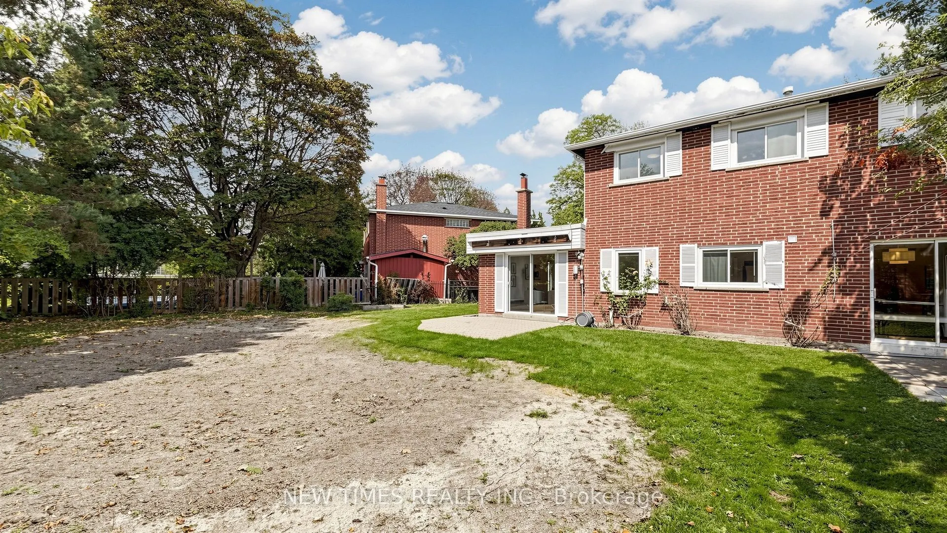 4 Ashstead Place