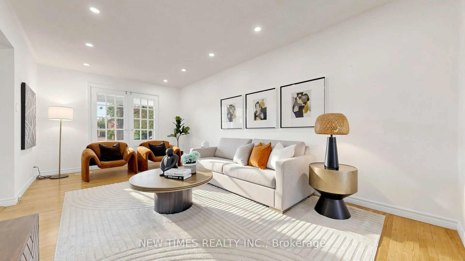 4 Ashstead Place