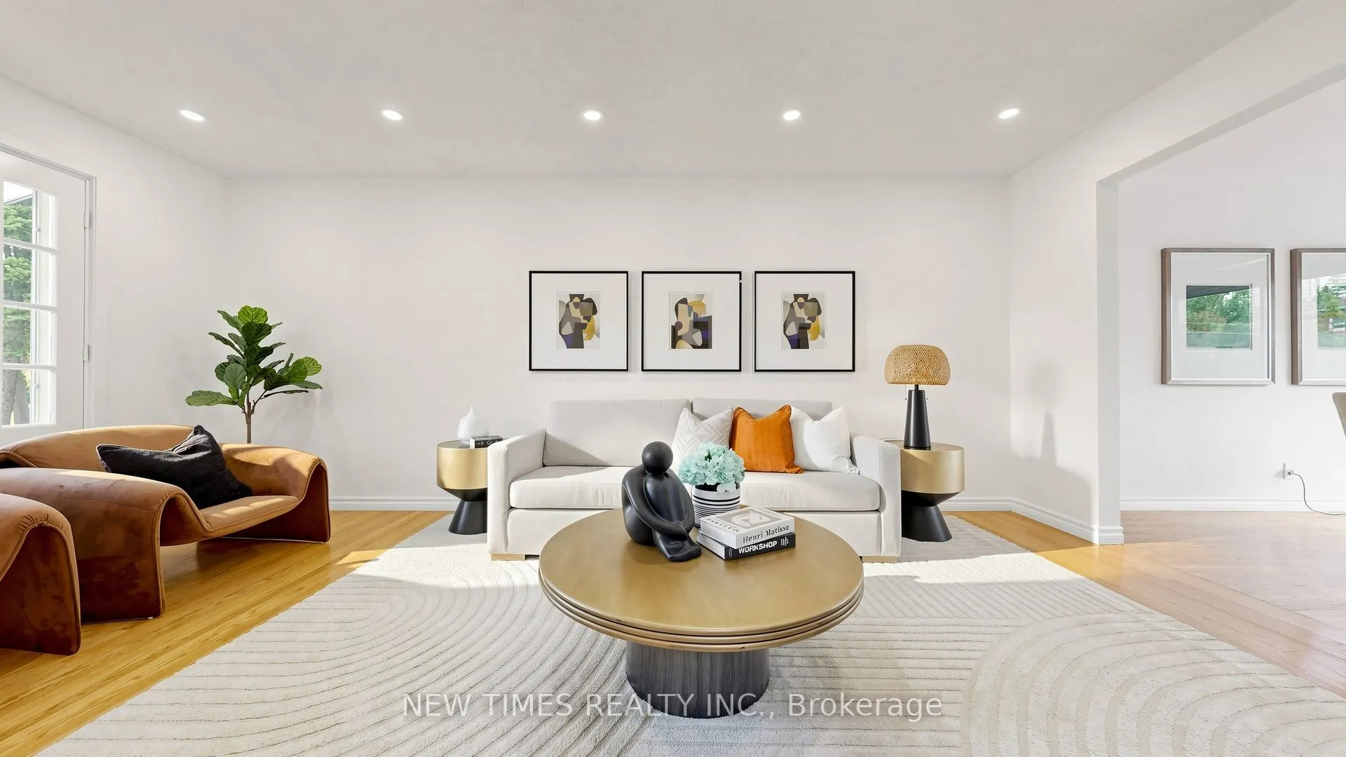 4 Ashstead Place
