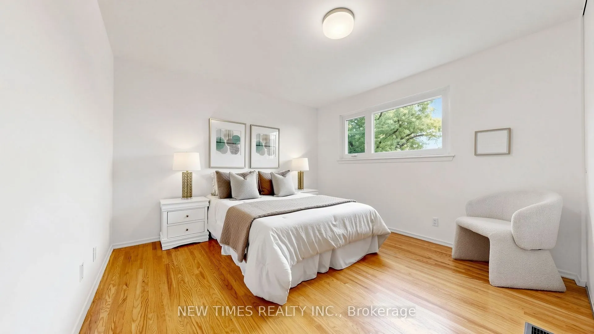 4 Ashstead Place