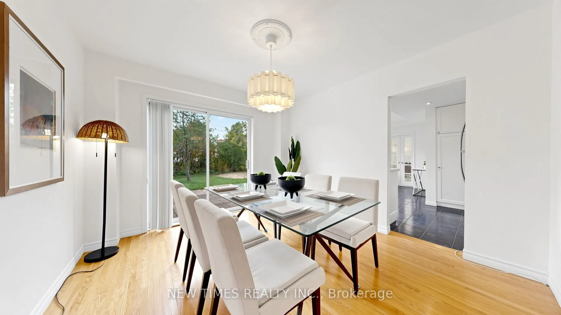 4 Ashstead Place