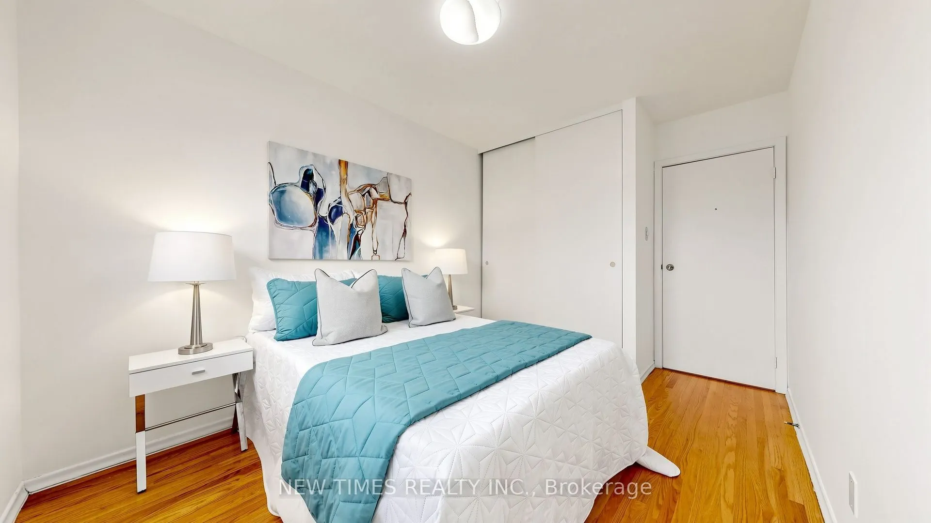 4 Ashstead Place