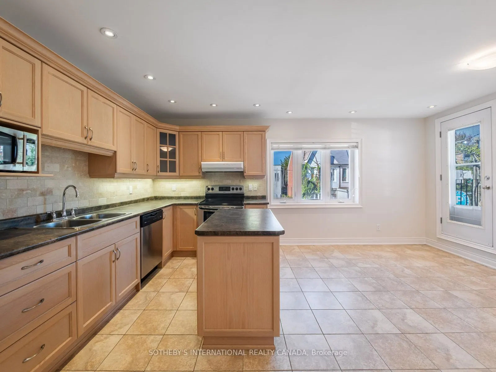 187B Claremont Street