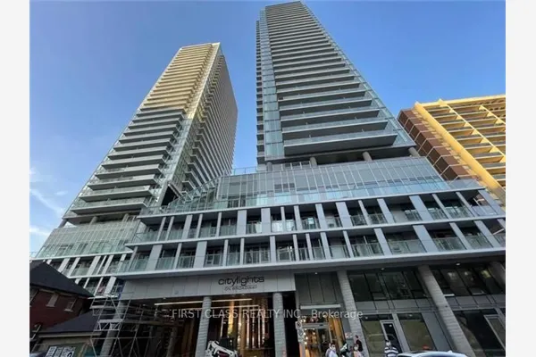 195 Redpath Avenue #2608