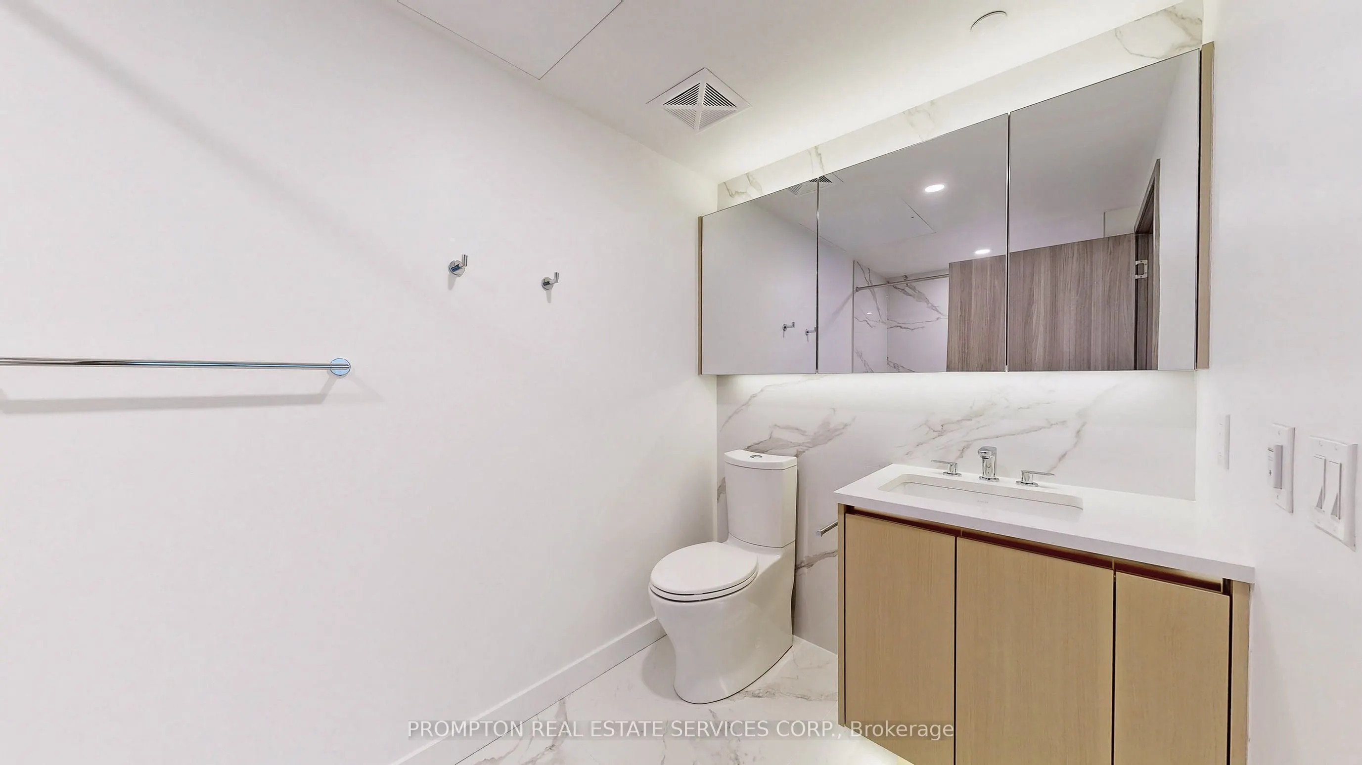 1 CONCORD CITYPLACE Way #2207