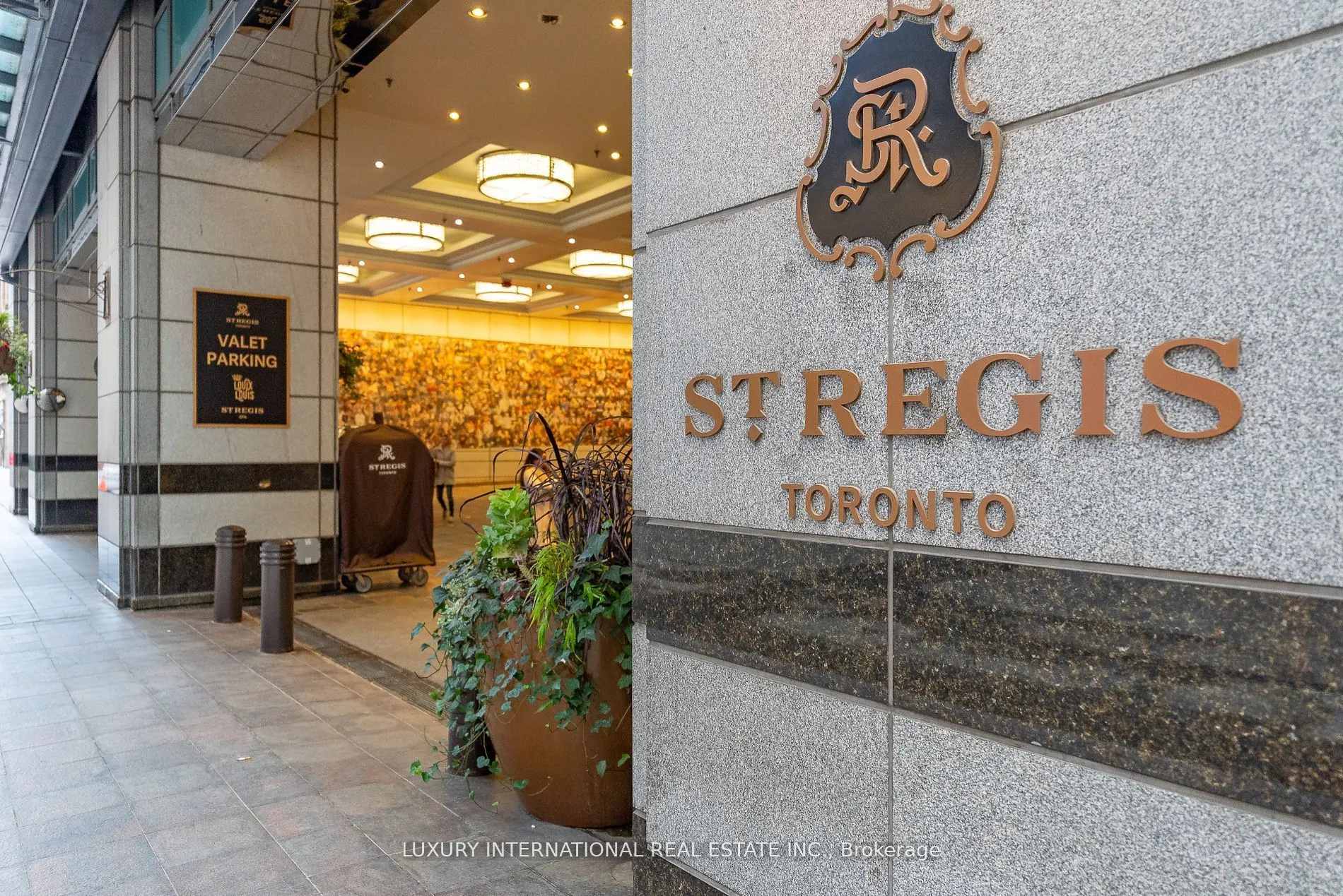 311 Bay Street #4404