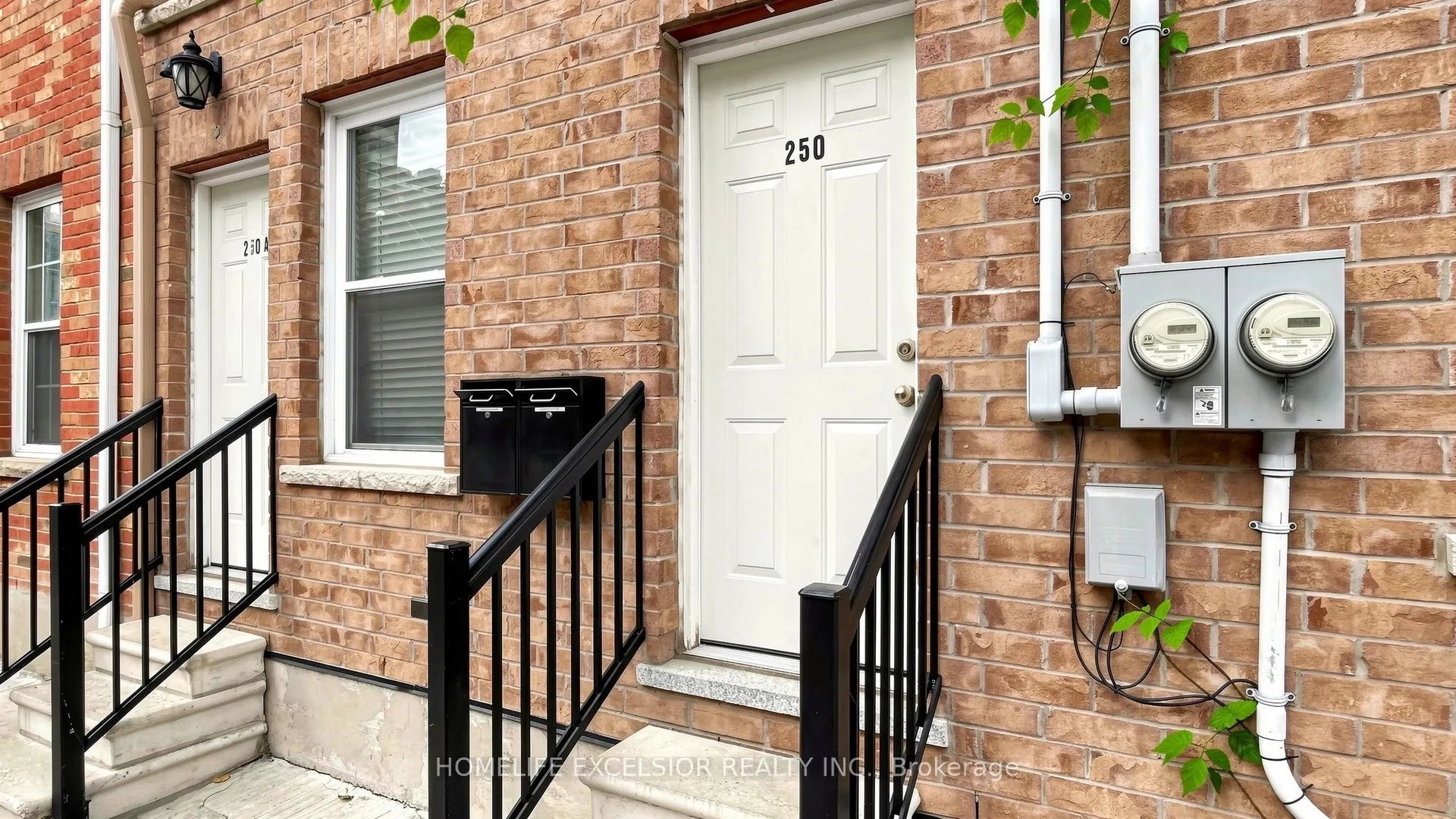 250 Shuter Street