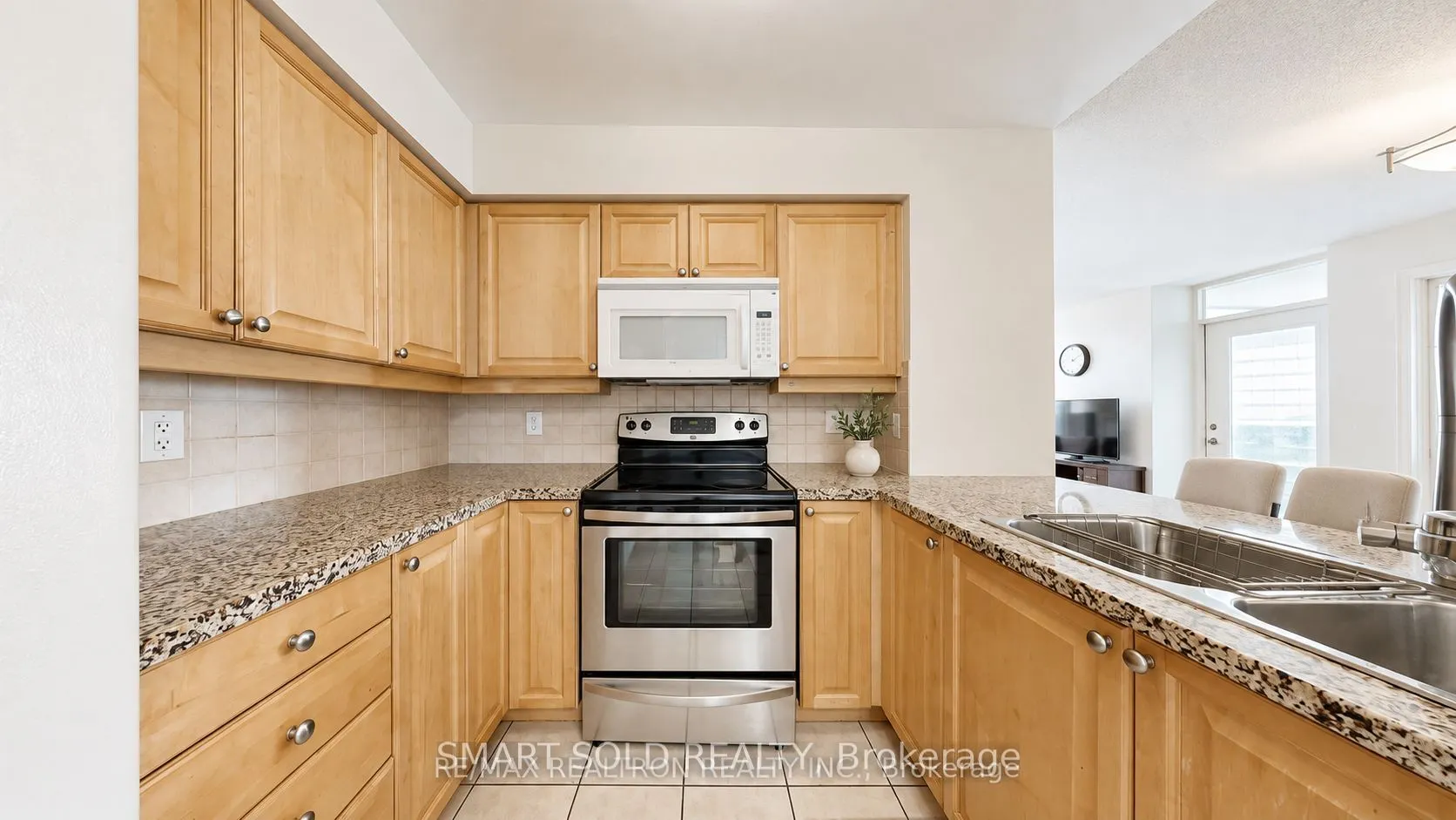 15 Greenview Avenue #2413
