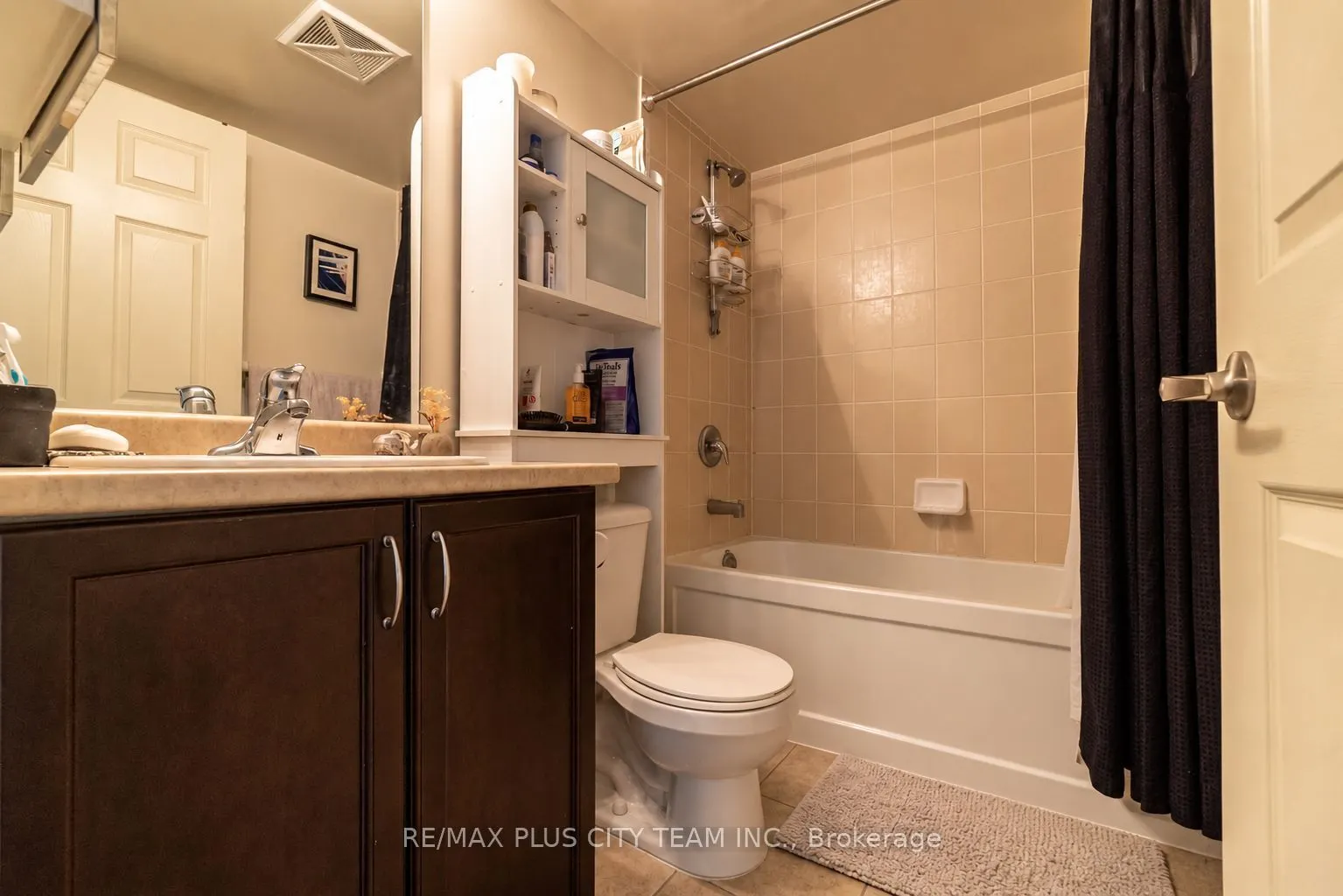 19 Grand Trunk Crescent #1103